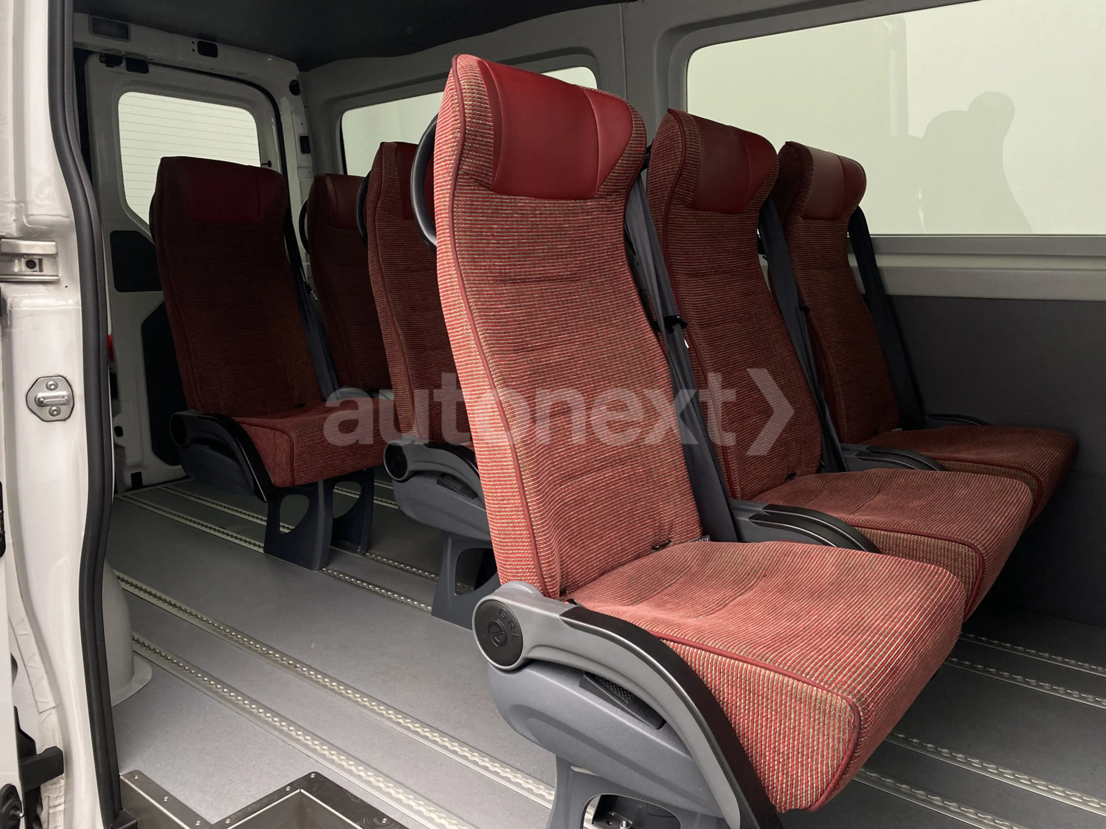 Volkswagen Crafter TDI *TOP ZUSTAND* BUS-PAKET+9-SITZE (3414) — photo 17