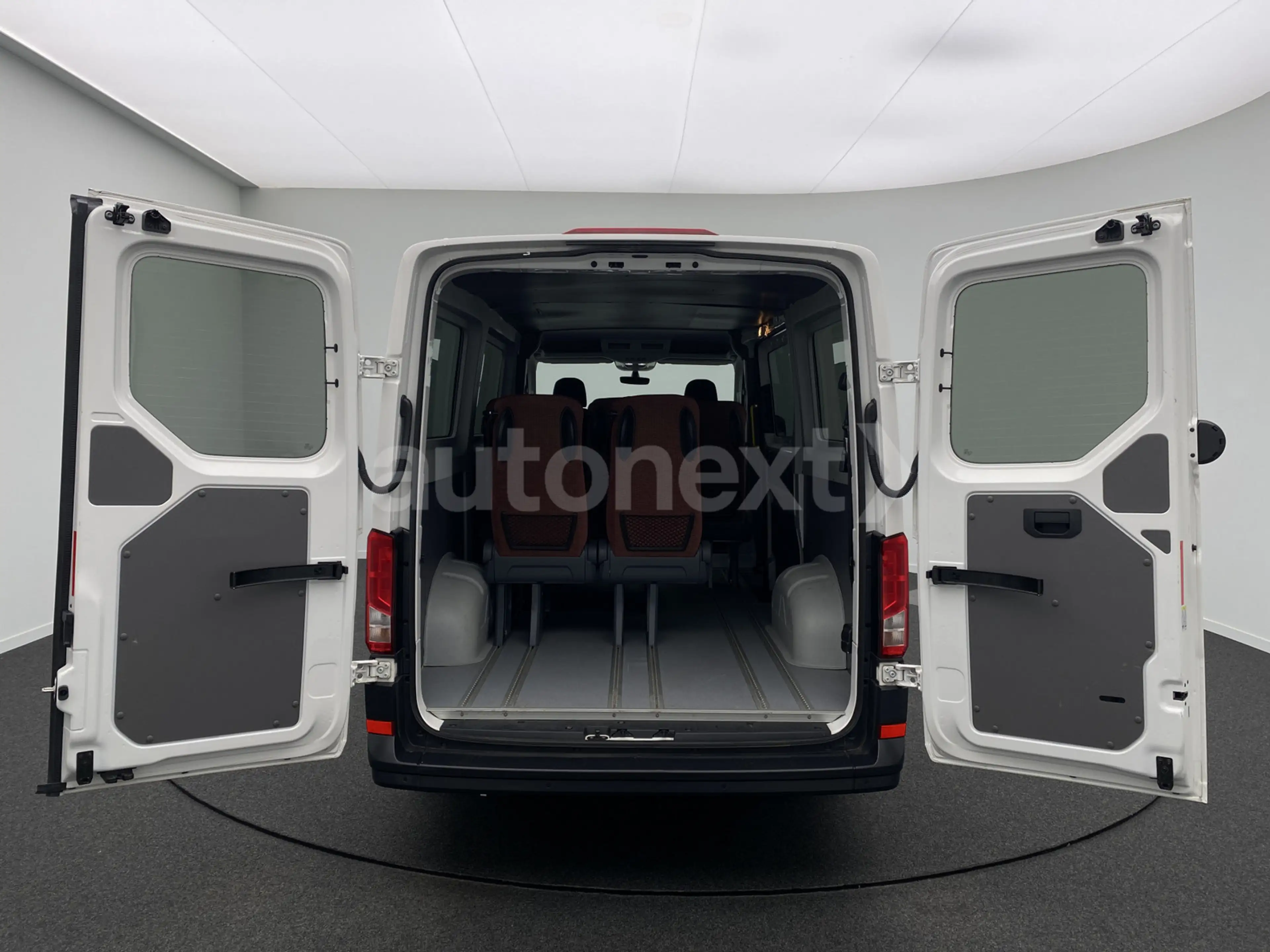 Volkswagen Crafter TDI *TOP ZUSTAND* BUS-PAKET+9-SITZE (3414) — photo 13