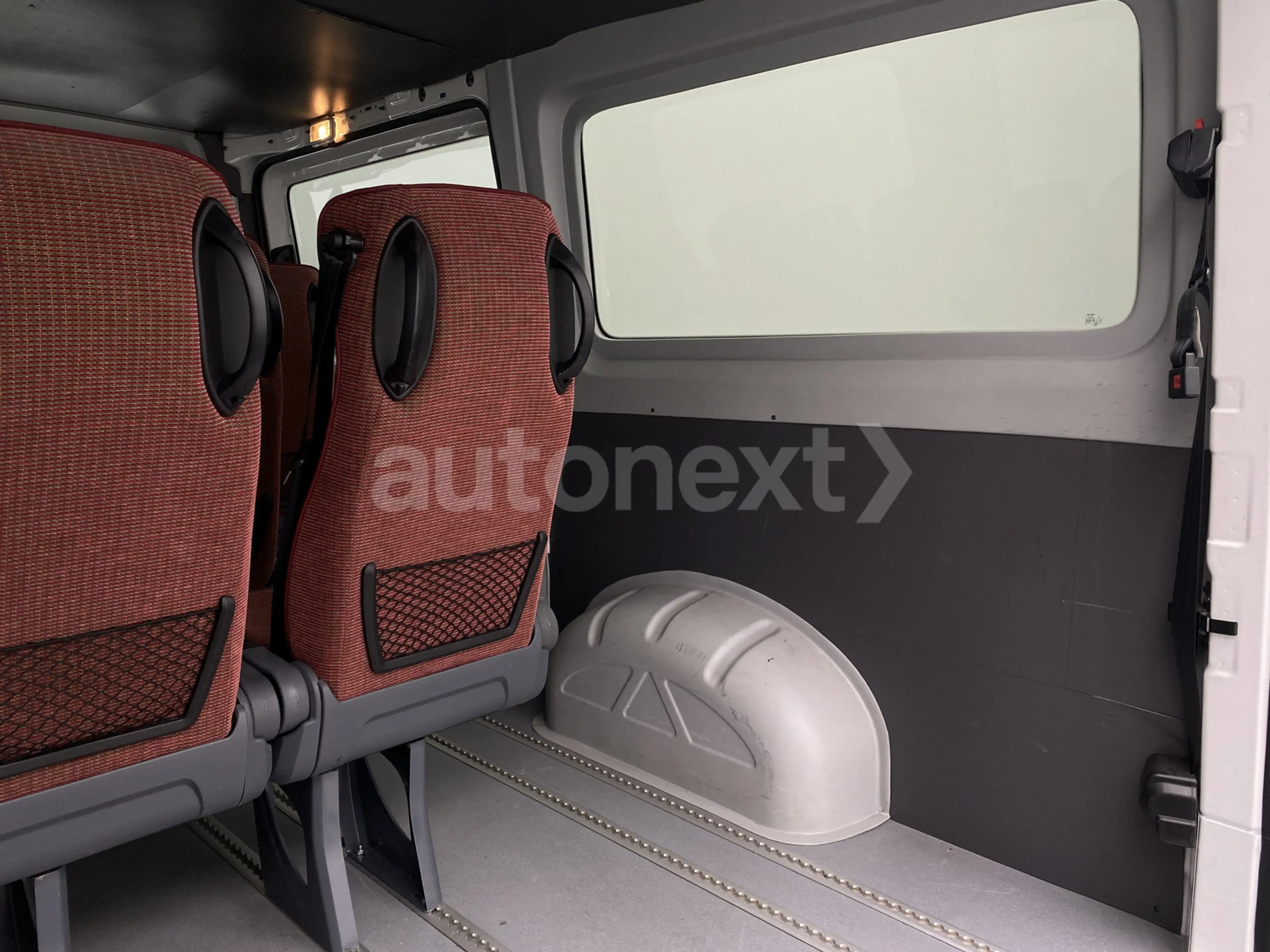 Volkswagen Crafter TDI *TOP ZUSTAND* BUS-PAKET+9-SITZE (3414) — photo 16