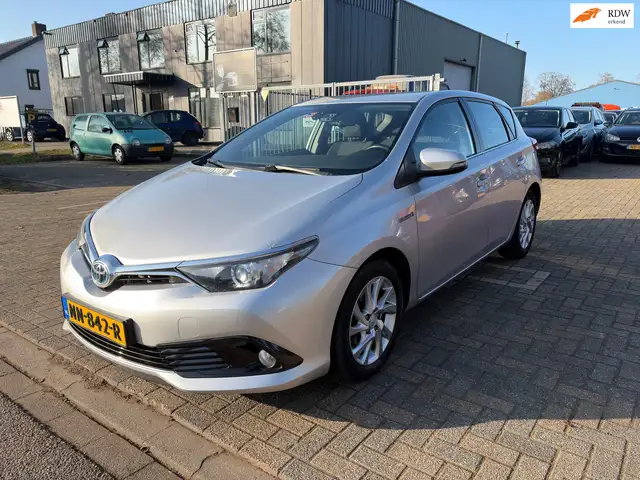 Toyota Auris 1.8 Hybrid Dynamic - Nw Apk - Vol Ondh