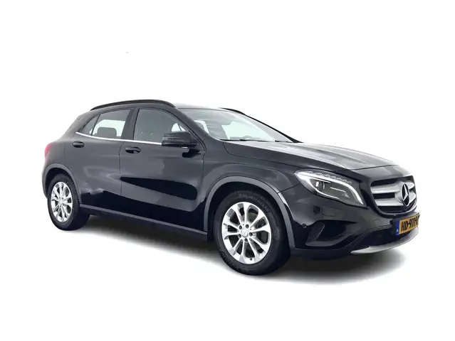 Mercedes-Benz GLA 180 d Lease Edition (INCL-BTW) *LEATHER-FABRIC | XENON