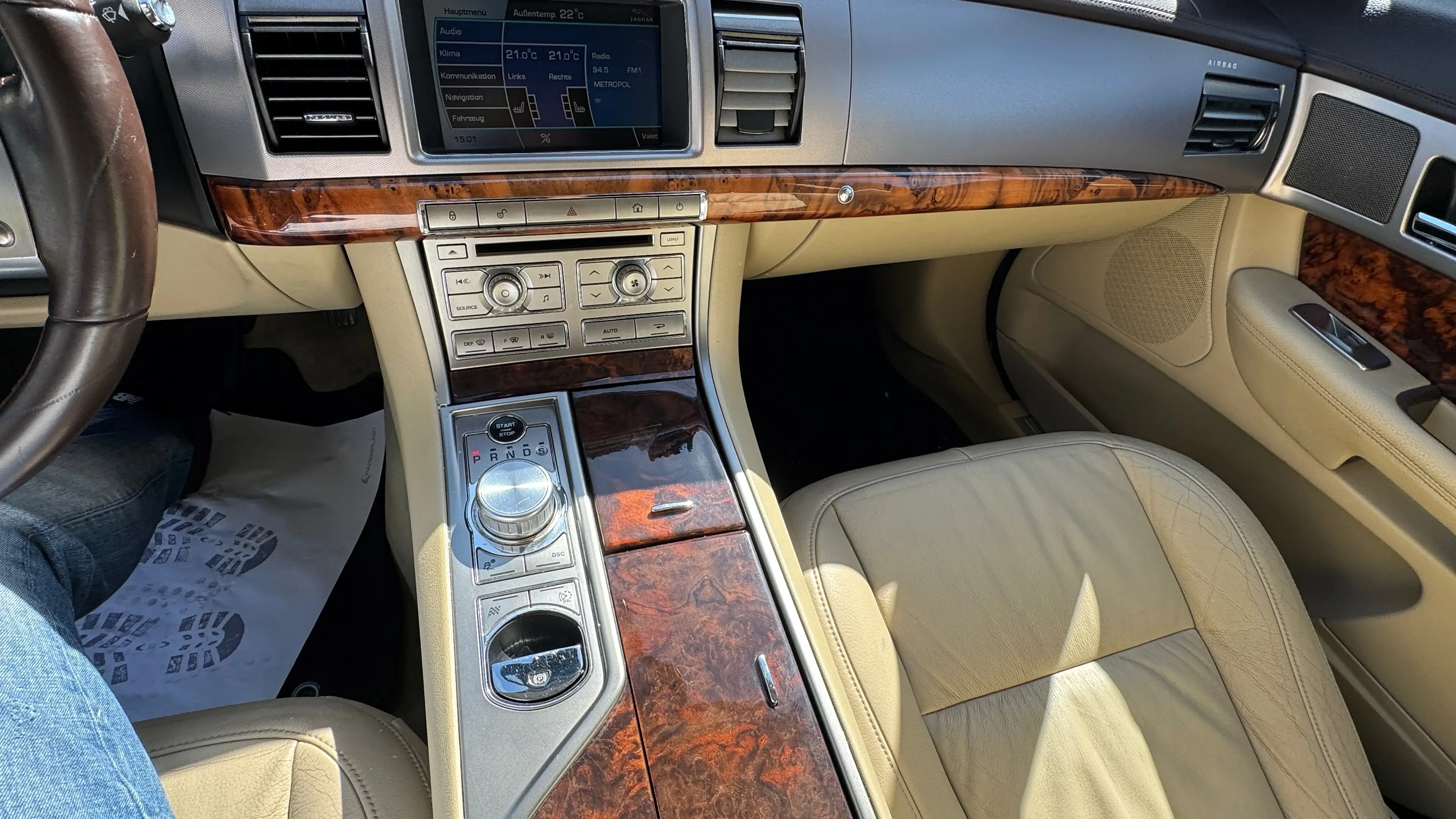 Jaguar XF 3.0 V6 Diesel Edition KLIMA XENON NAVI LEDER — photo 7