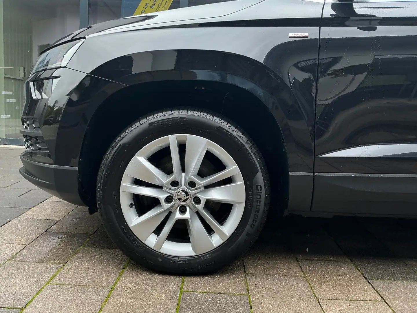 Skoda Karoq 2.0 TDI Drive 125 Noir - 2