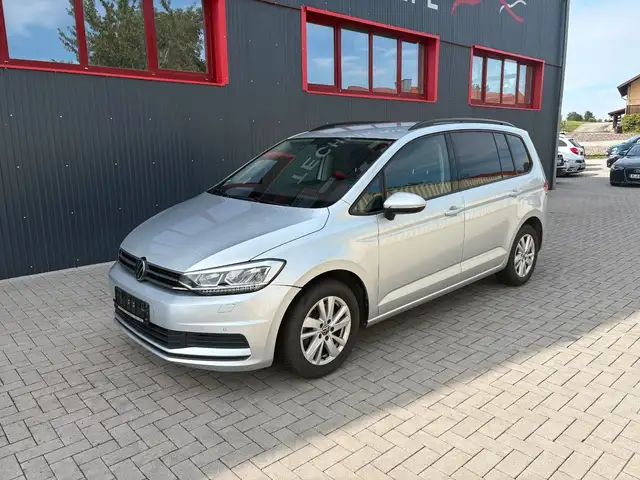 Volkswagen Touran Comfortline BMT *ACC*SHZ*KOMFORTSITZ*LED*