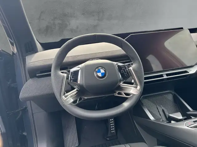 BMW Ix3 view 10