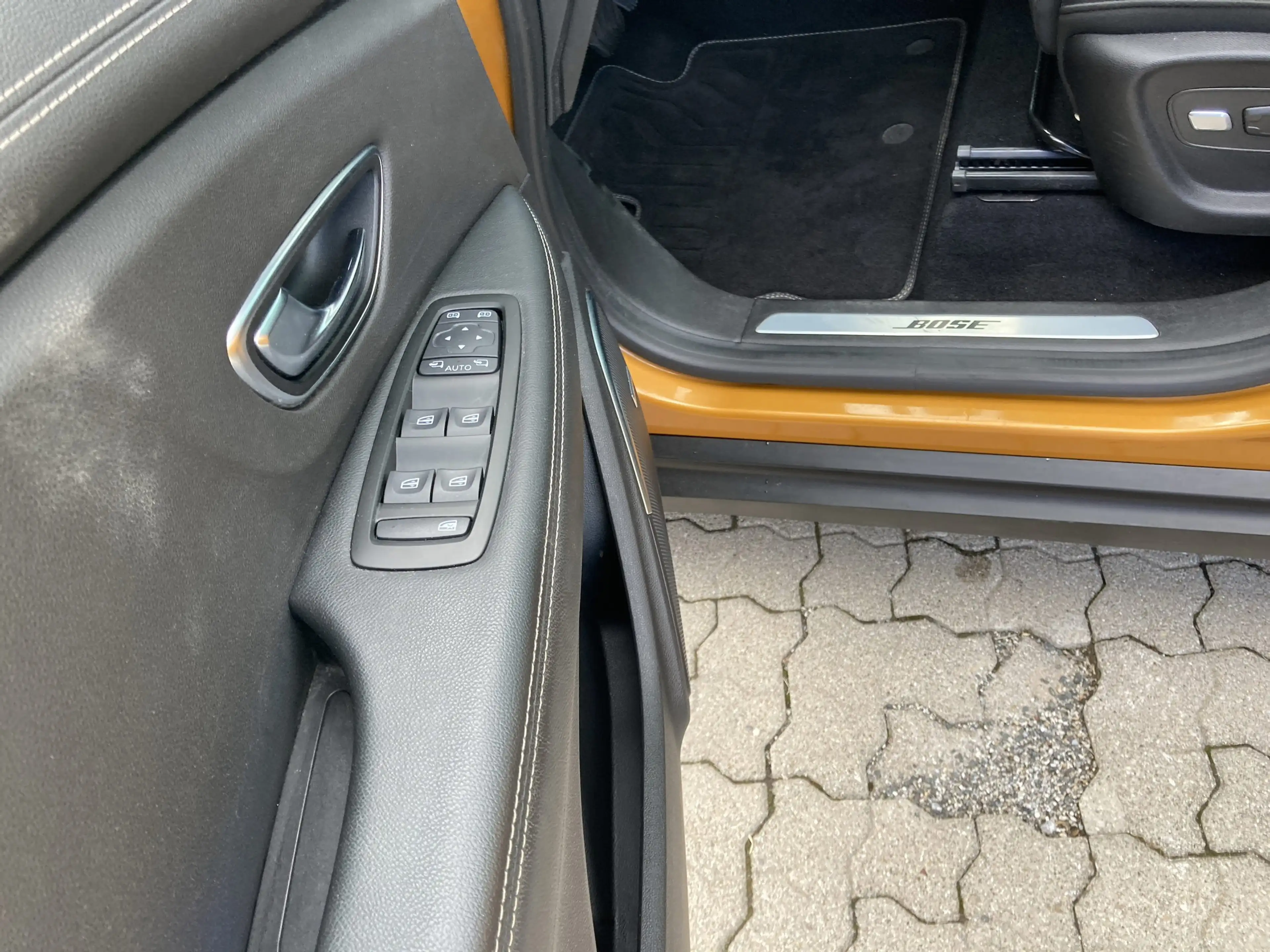Renault Scenic BOSE Edition Navi+Klima+Panoramadach+Bose — photo 13