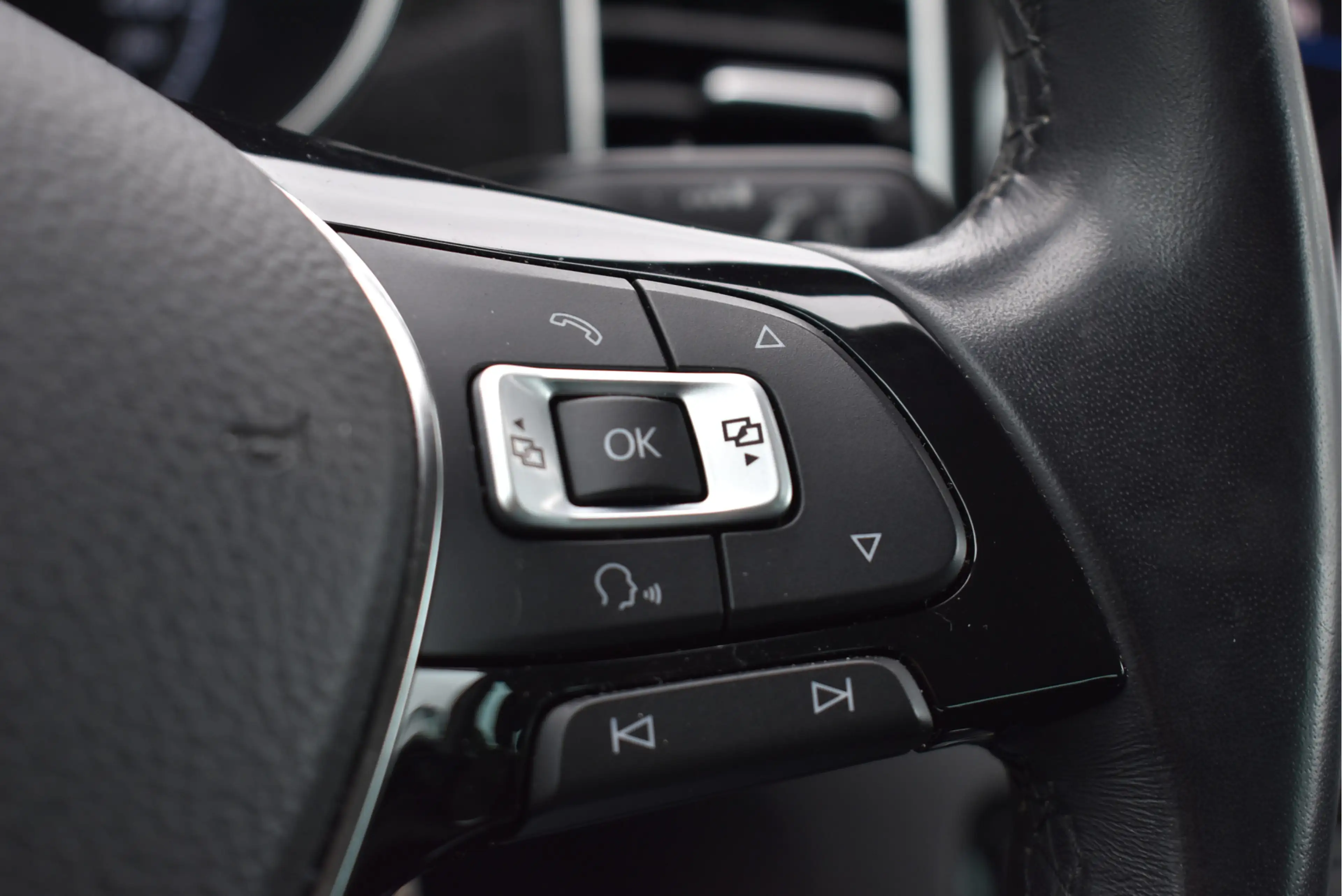 Volkswagen Golf Sportsvan 1.5 TSI ACT Highline Edition Stoelverwarming+massa — photo 8