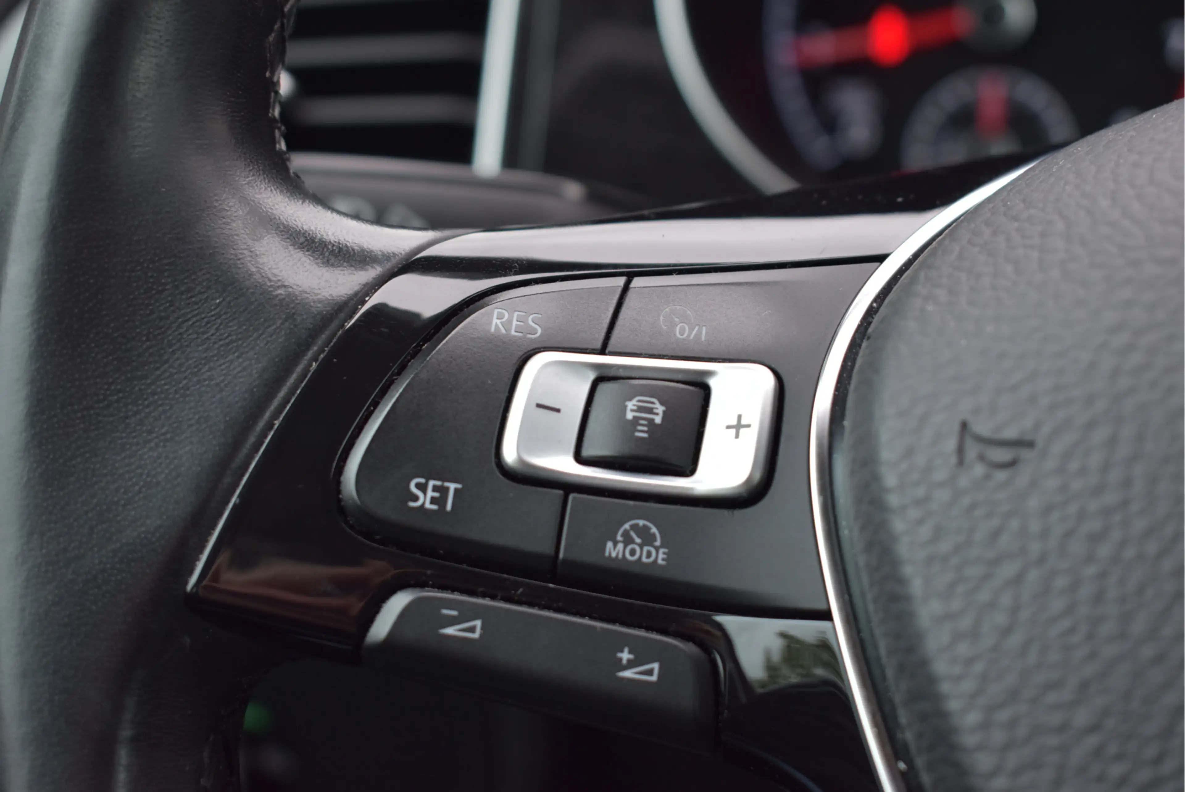 Volkswagen Golf Sportsvan 1.5 TSI ACT Highline Edition Stoelverwarming+massa — photo 7