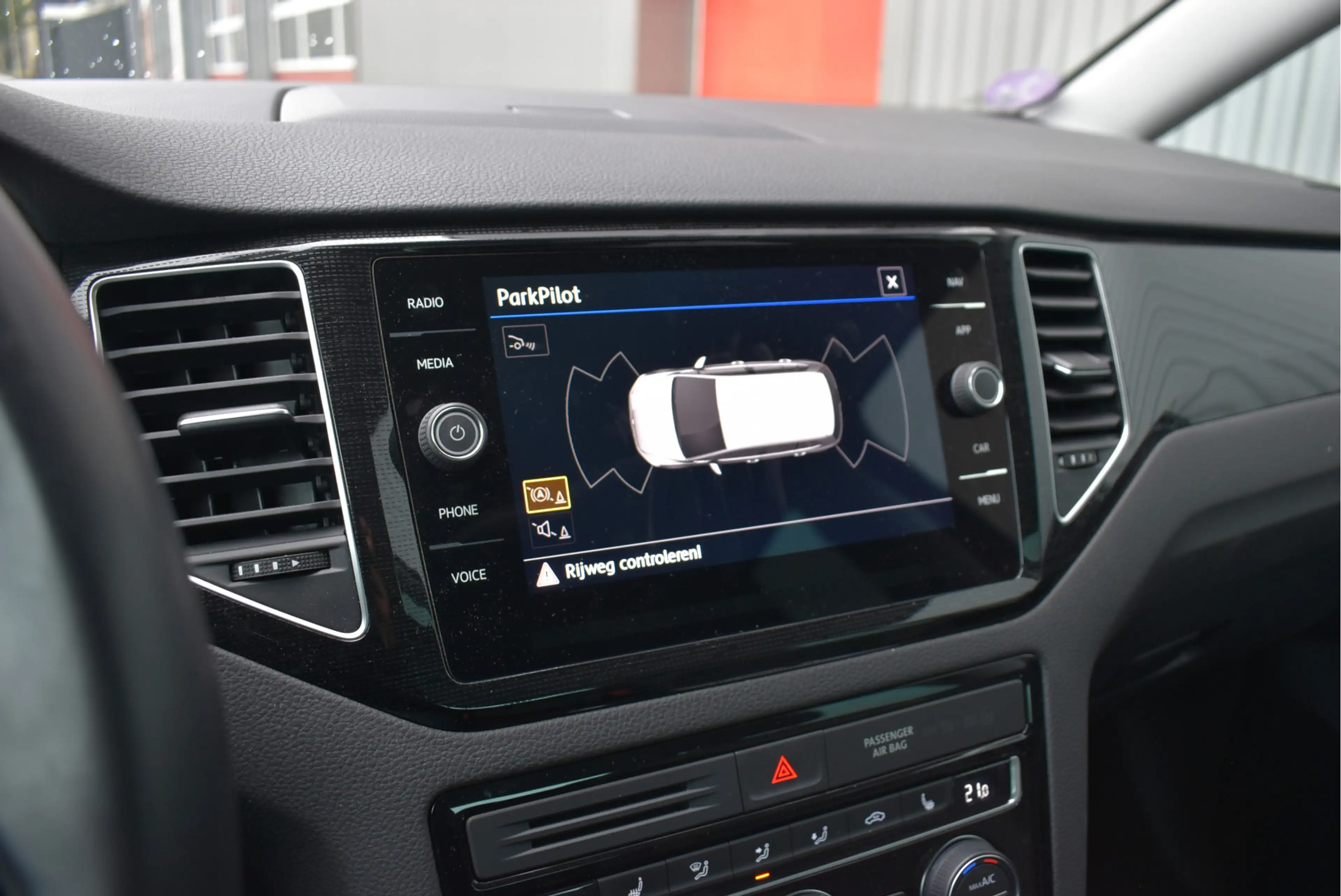 Volkswagen Golf Sportsvan 1.5 TSI ACT Highline Edition Stoelverwarming+massa — photo 34