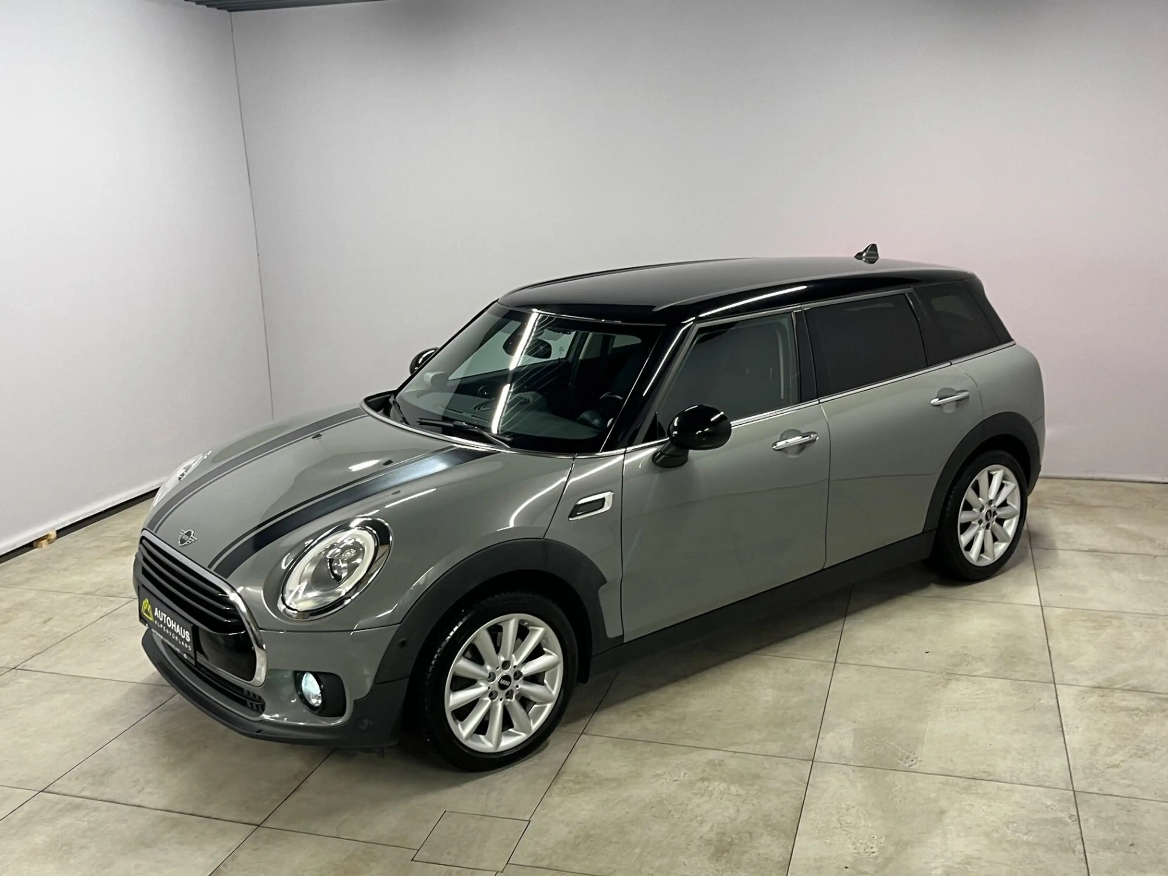 MINI Cooper D Clubman CLUBMAN Cooper Aut. ***Harman-Kardon *** — photo 4