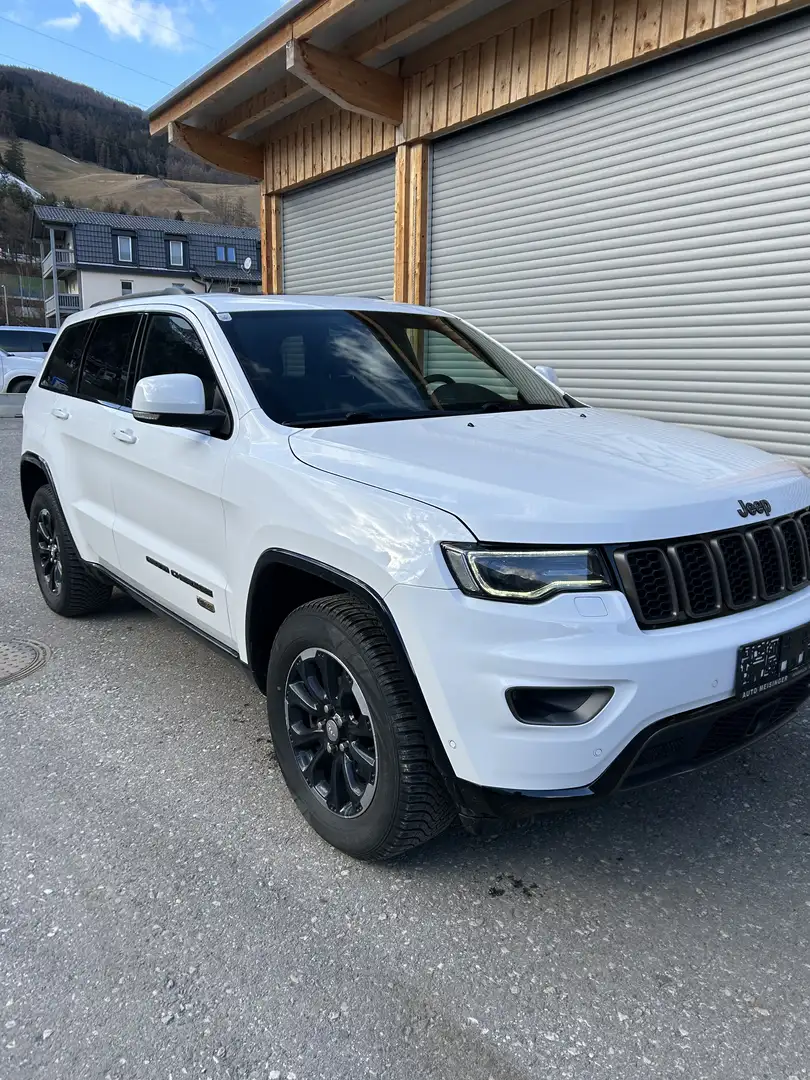Jeep Grand Cherokee 3,0 V6 CRD 75th Anniversary - 1