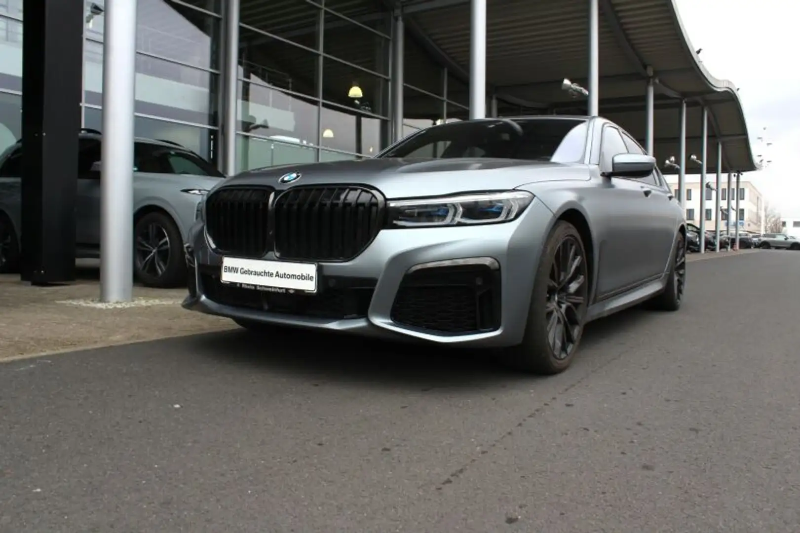 BMW 740 d xDrive Lim. M Sport Laser.Massage.B&W Bleu - 2