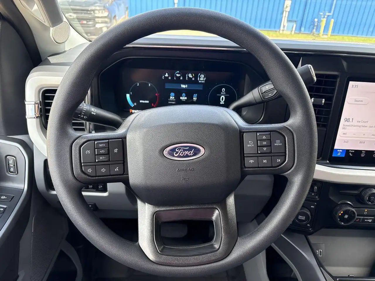 Ford F 350 photo Ford F 350