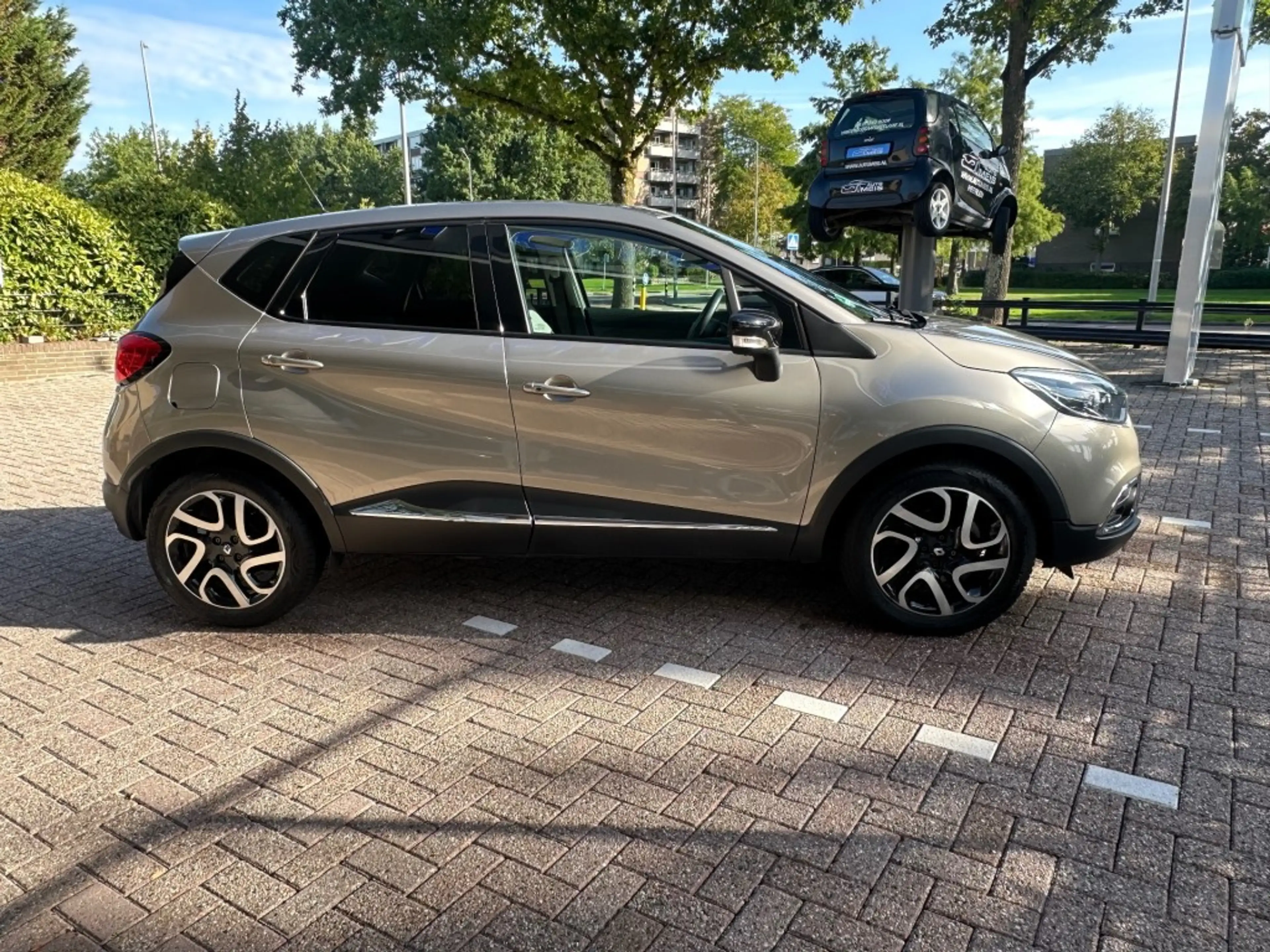Renault Captur 1.2 DYNAMIC AutomaatNavi Camera Airco Trekhaak — photo 6