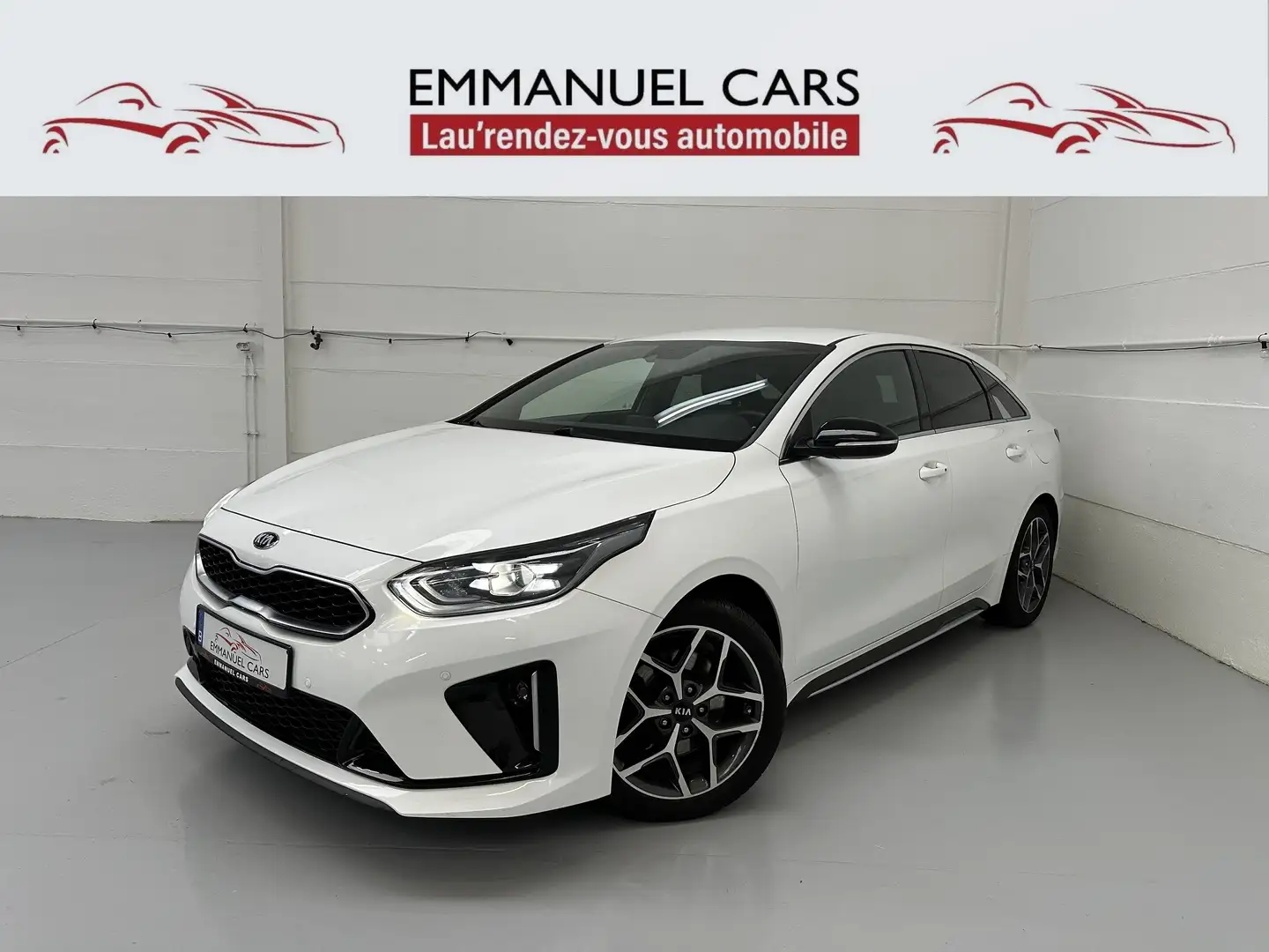 Kia ProCeed / pro_cee'd 1.4 T-GDi GT-Line AUTOMATIQUE + Attache remorque Blanc - 1