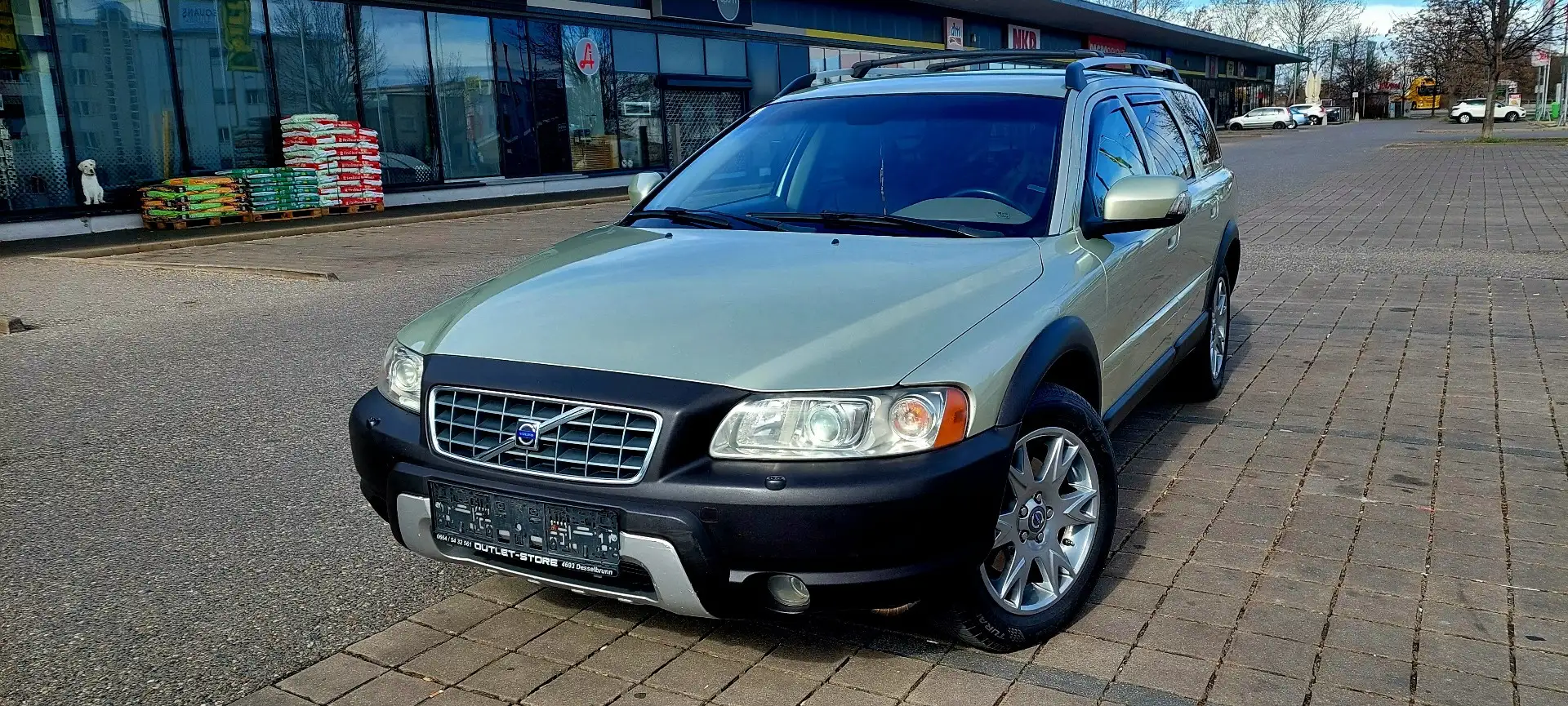 Volvo XC70 D5 Summum AWD - 1