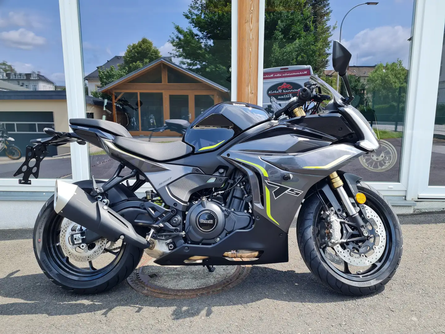 Benelli Tornado 550 Czarny - 1
