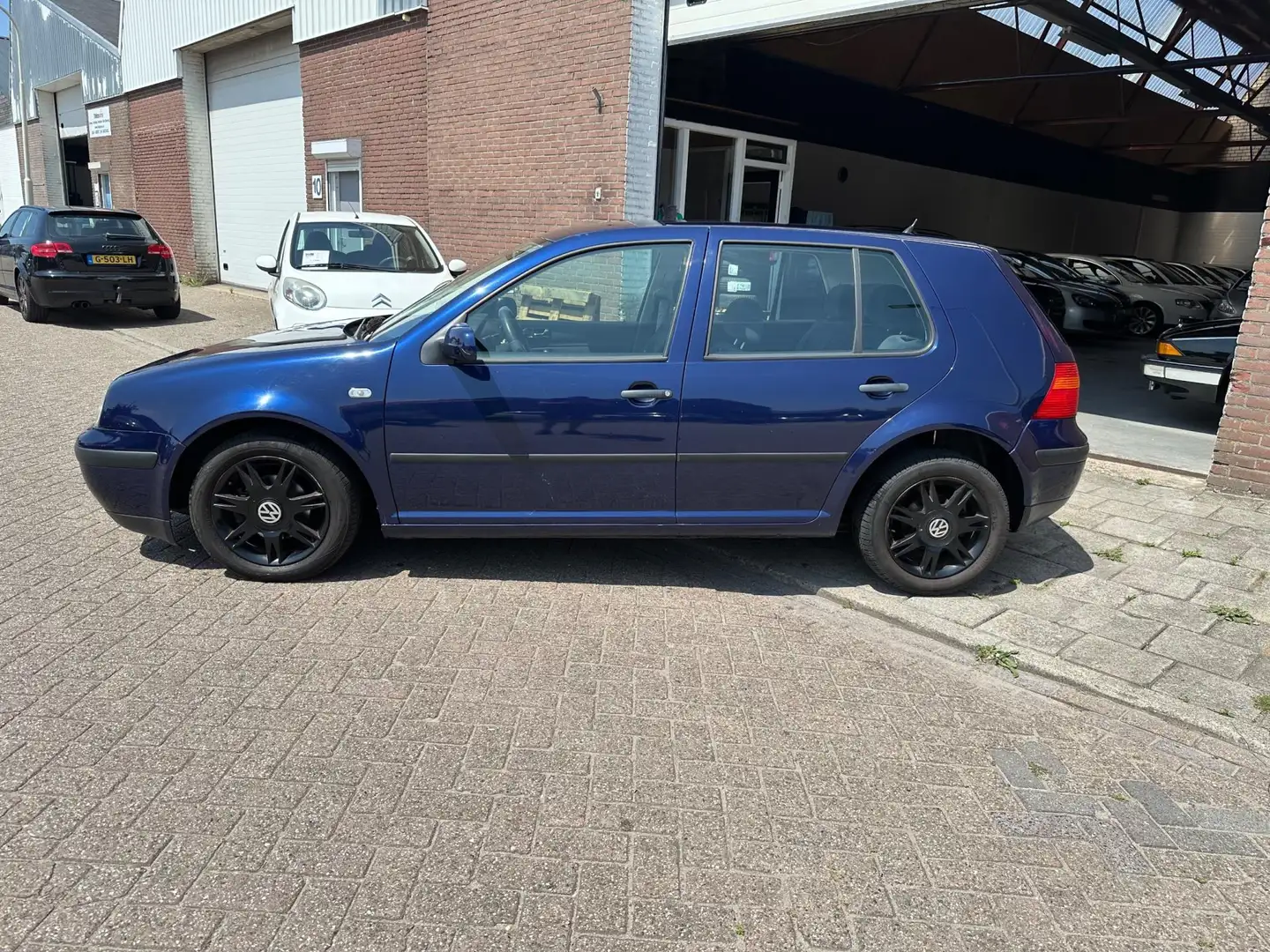Volkswagen Golf 1.6 Comfortline Automaat | Cruisecontrol | Elektri Blau - 2