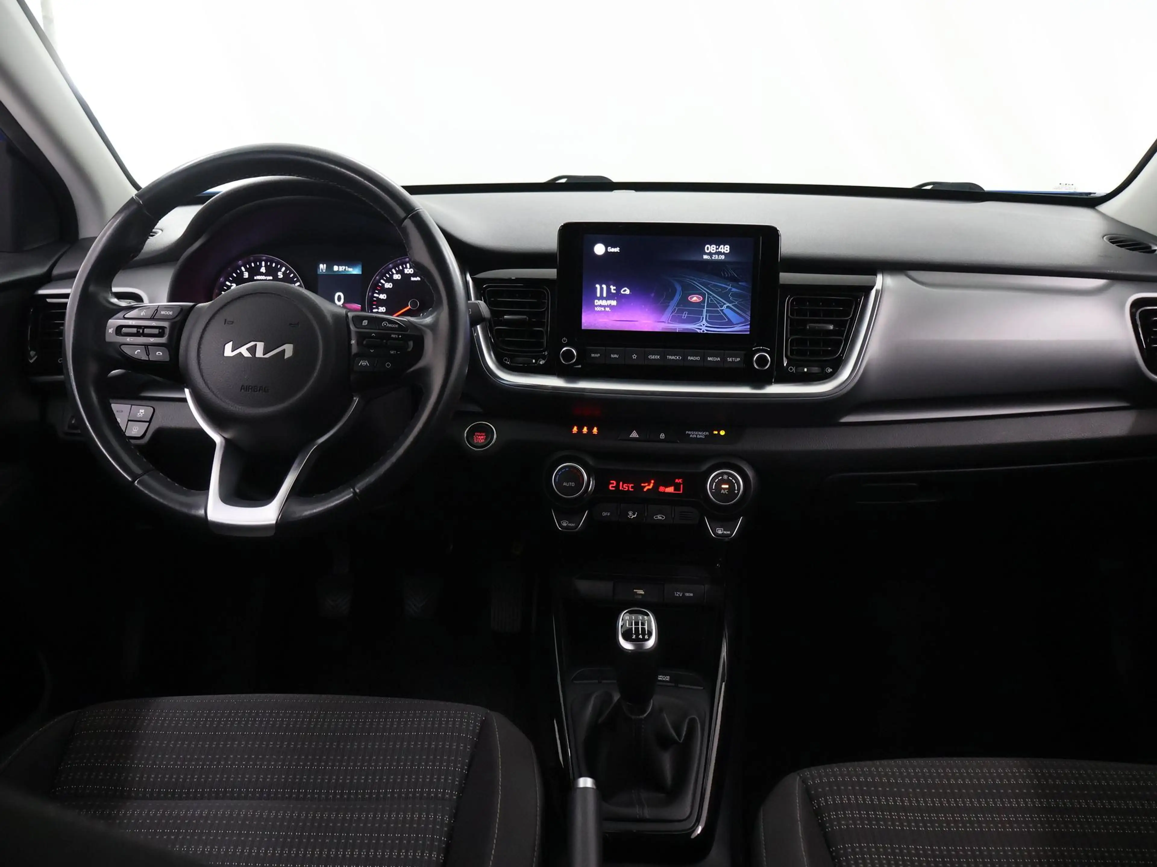 Kia Stonic 1.0 T-GDi MHEV DynamicPlusLine | Trekhaak | Naviga — photo 8