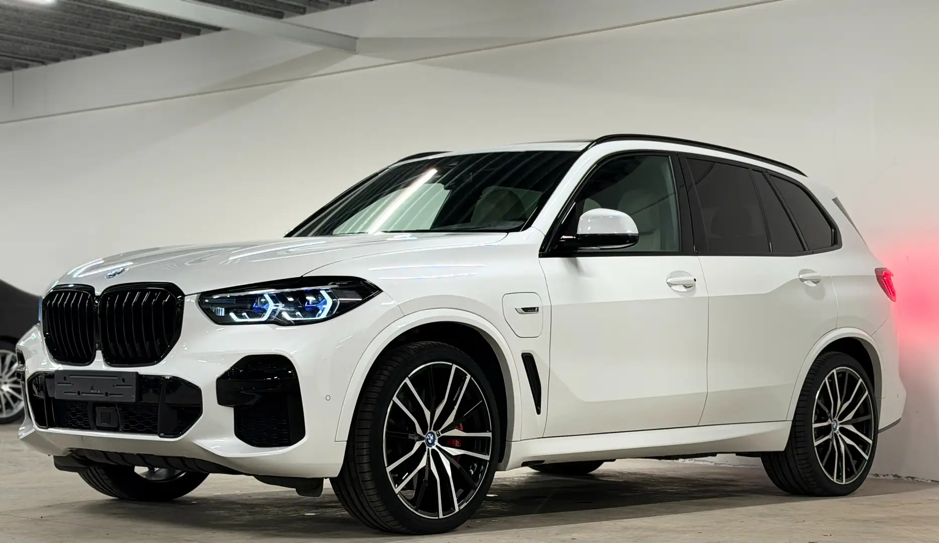 BMW X5 xDrive45e MPack Laser SkyLounge 360view ACC HUD Blanc - 1