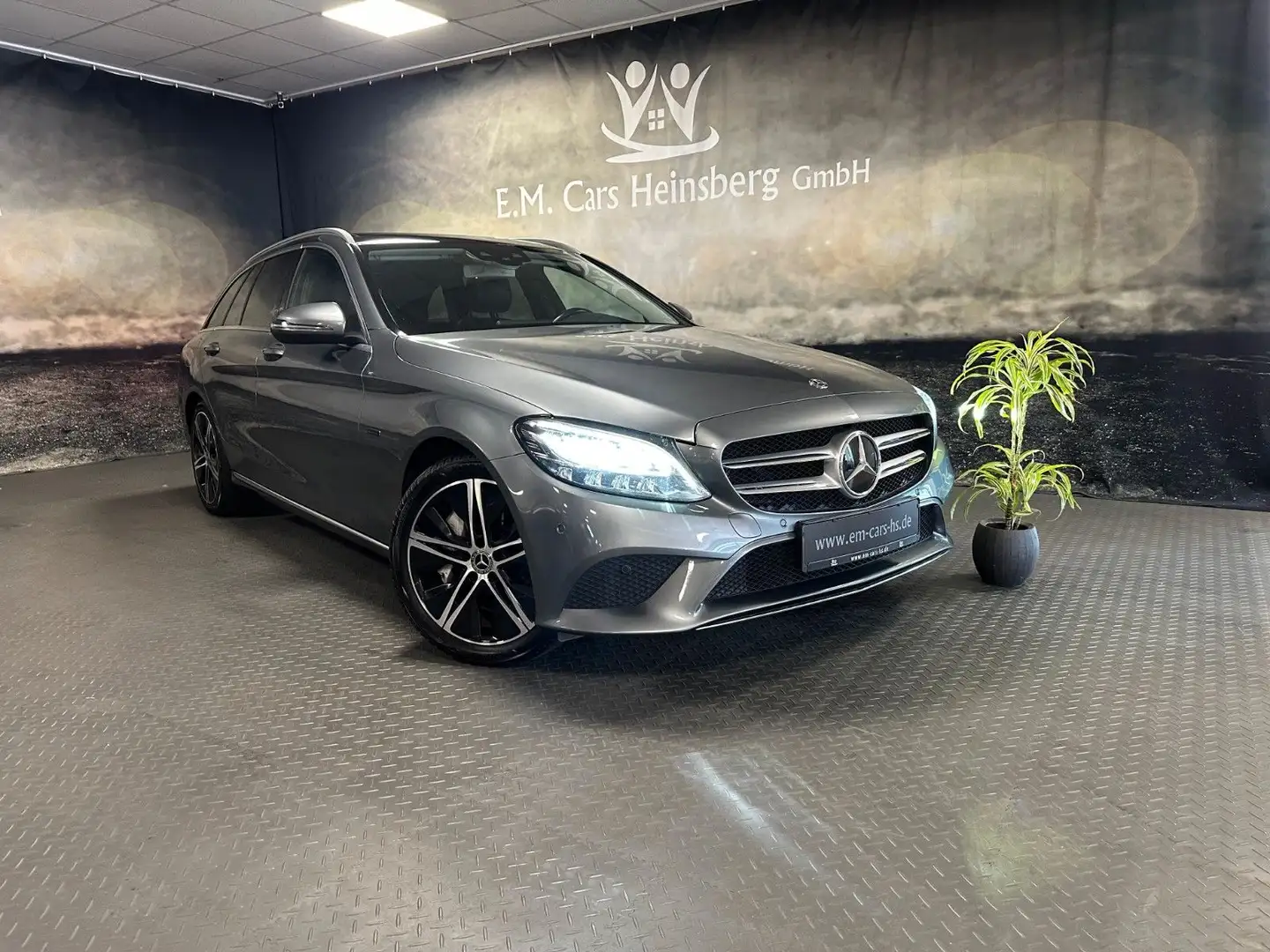 Mercedes-Benz C 300 T de Avantgarde Business Head Up Pano Luft Gris - 1