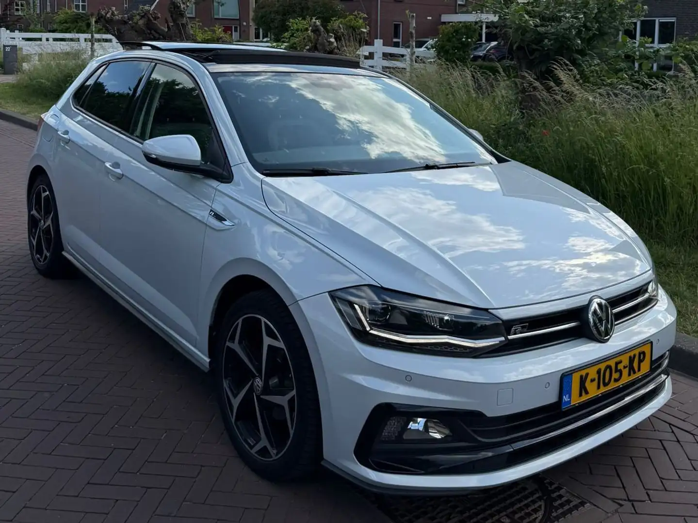 Volkswagen Polo Polo 1.0 TSI / Beats / R-Line / Pano / DSG Aut Wit - 1