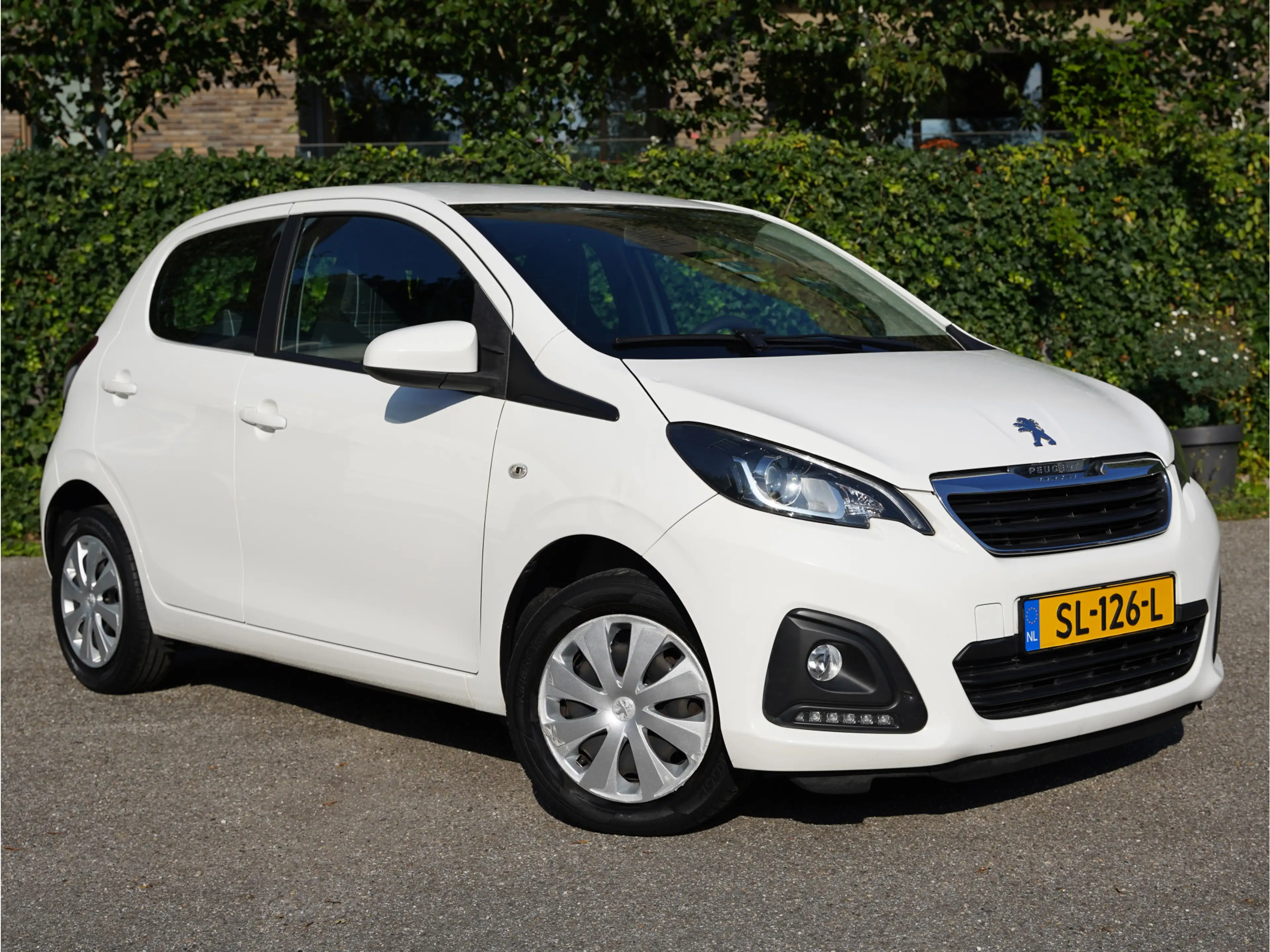 Peugeot 108 1.0 e-VTi Active | Apple Carplay & Android Auto | — photo 3