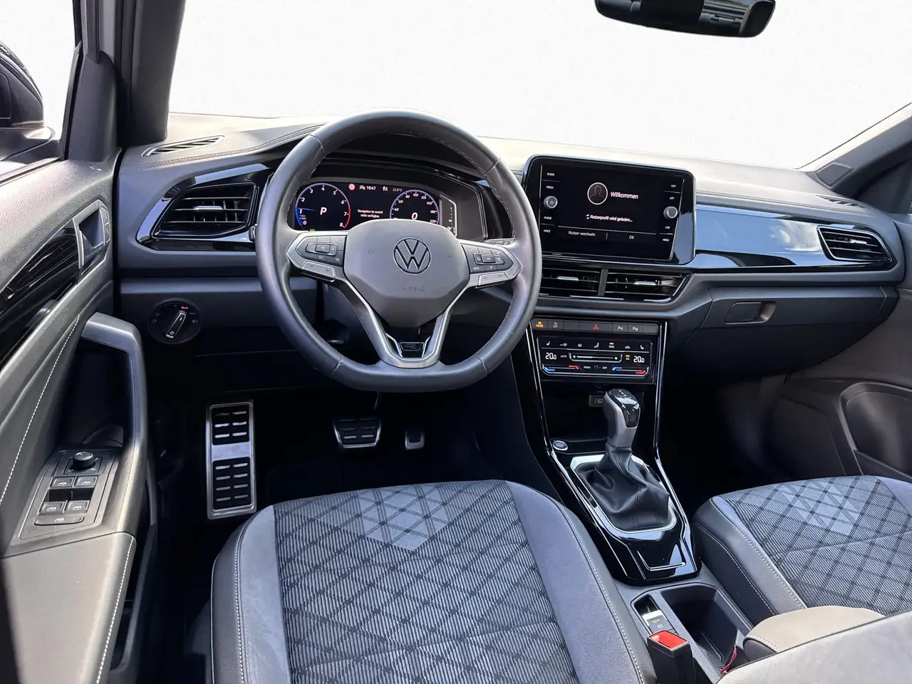 Volkswagen T-Roc R-Line 1.5 TSI 7-DSG BlackStyle PANO, миниатюра 9
