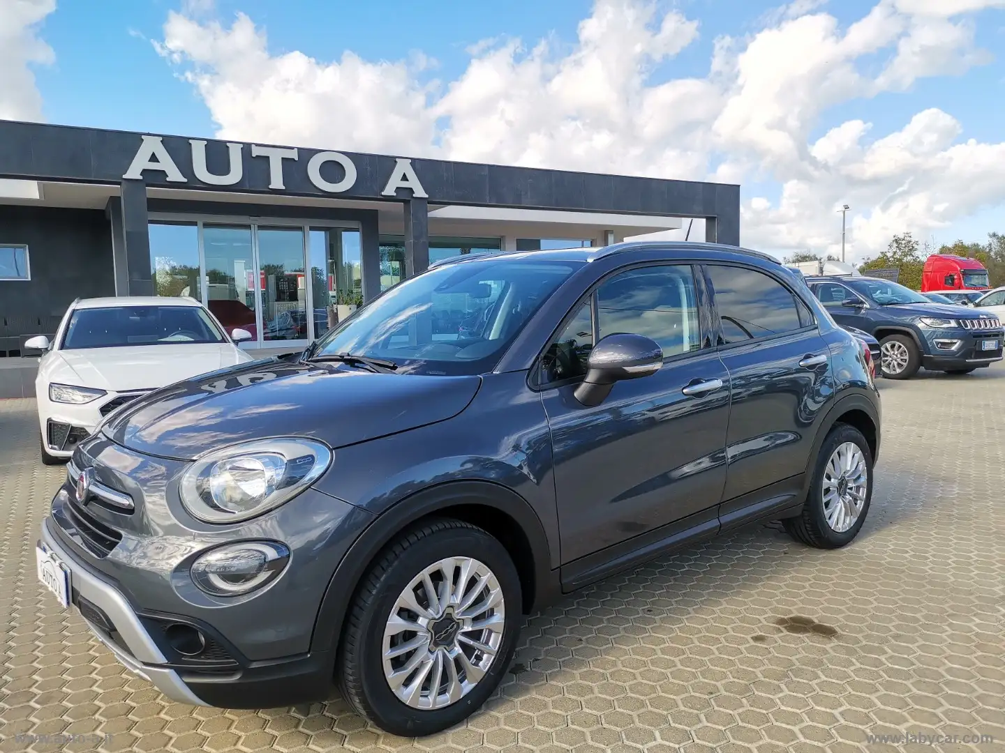 Fiat 500X 1.3 M.Jet 95 CV Cross Grau - 1