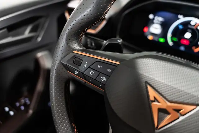 Cupra Formentor view 9