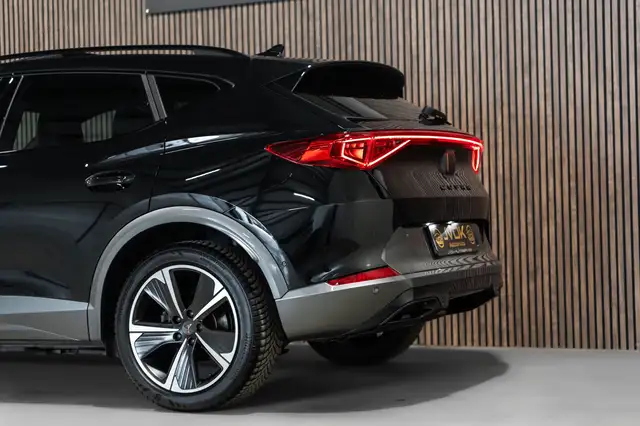 Cupra Formentor view 7