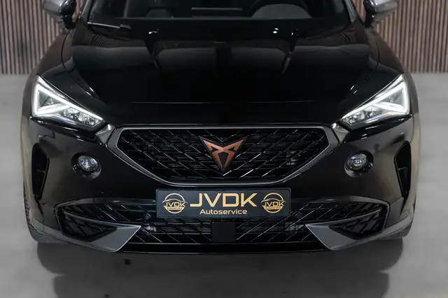 Cupra Formentor view 4