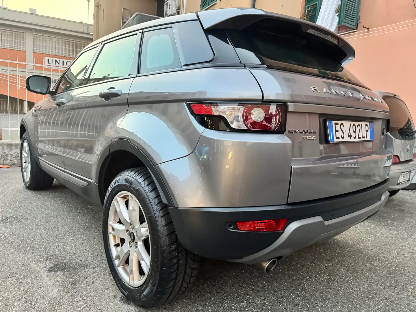 Land Rover Range Rover Evoque Evoque 2.2 td4 SE awd 150cv auto Gris - 1