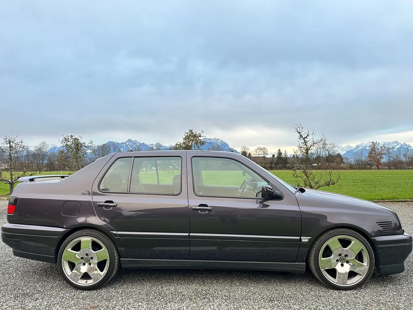 Volkswagen Vento VR6 sehr selten - Best Zustand- neu Vorgeführt- Violet - 1