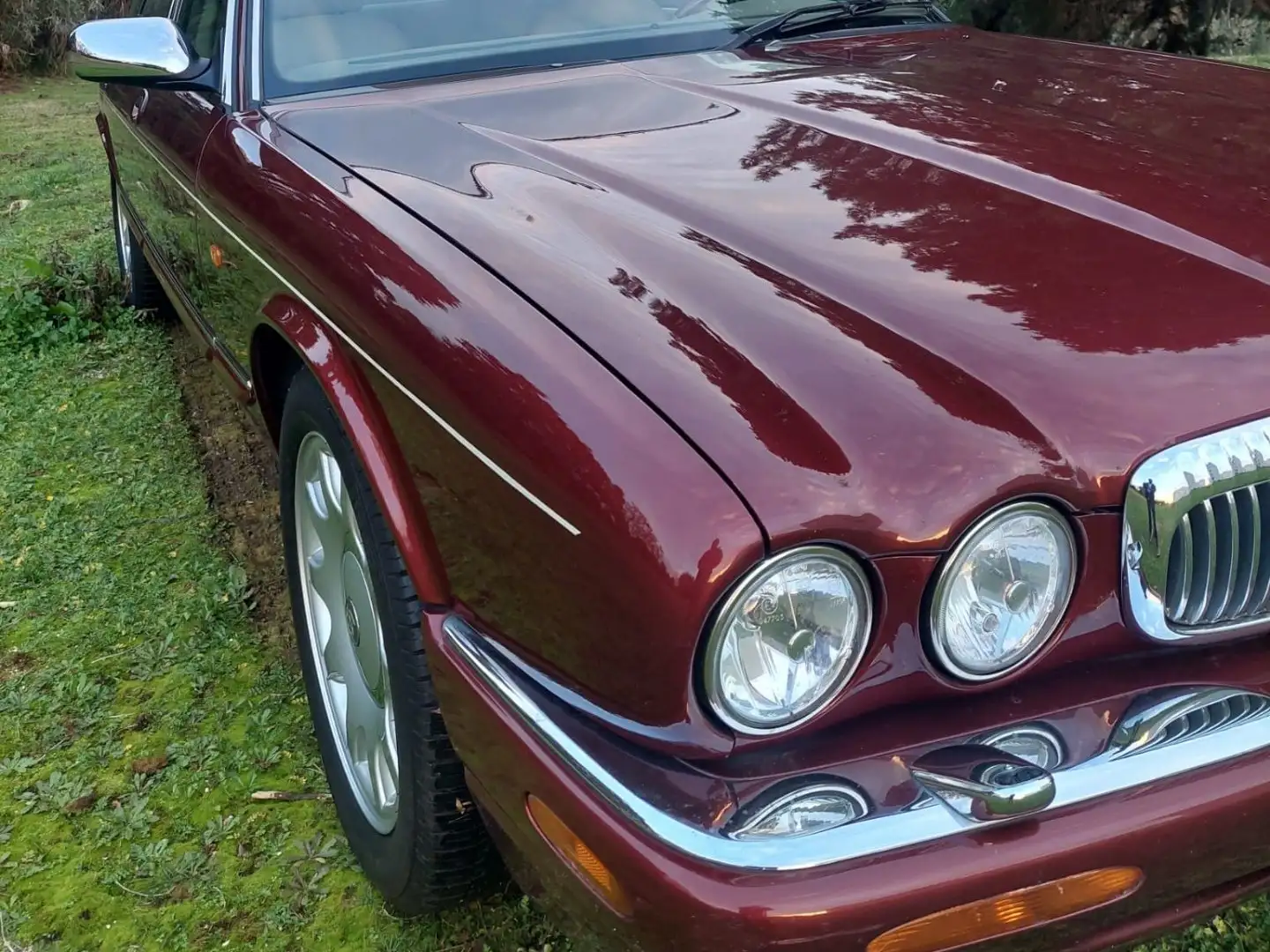 Daimler Super V8 Červená - 1