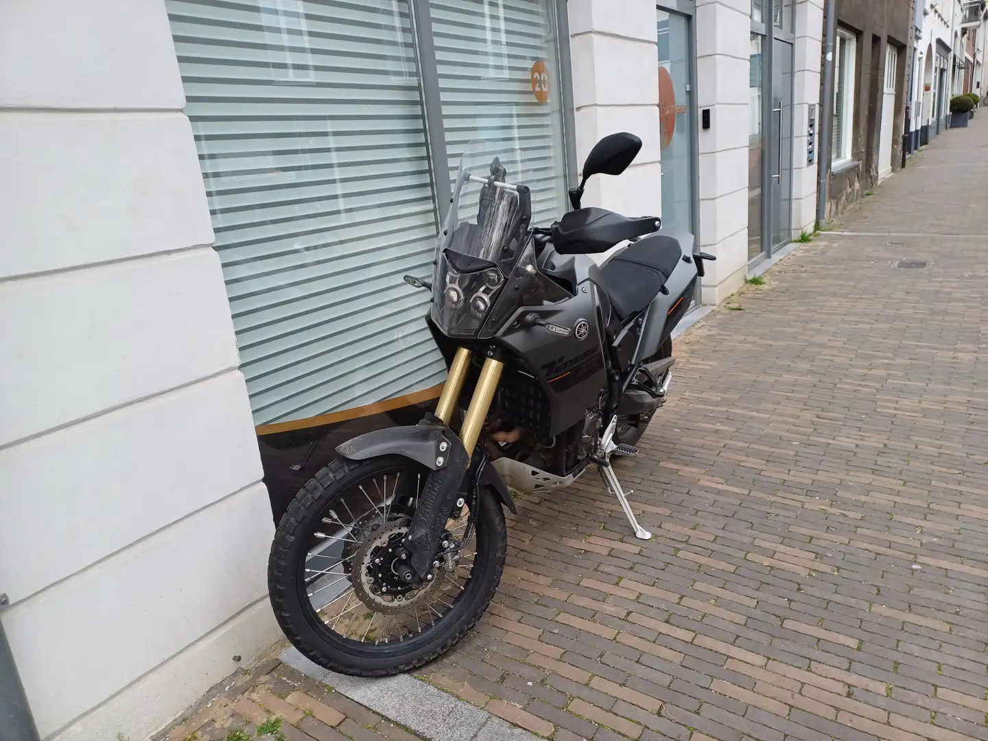 Yamaha Ténéré 700 Šedá - 1