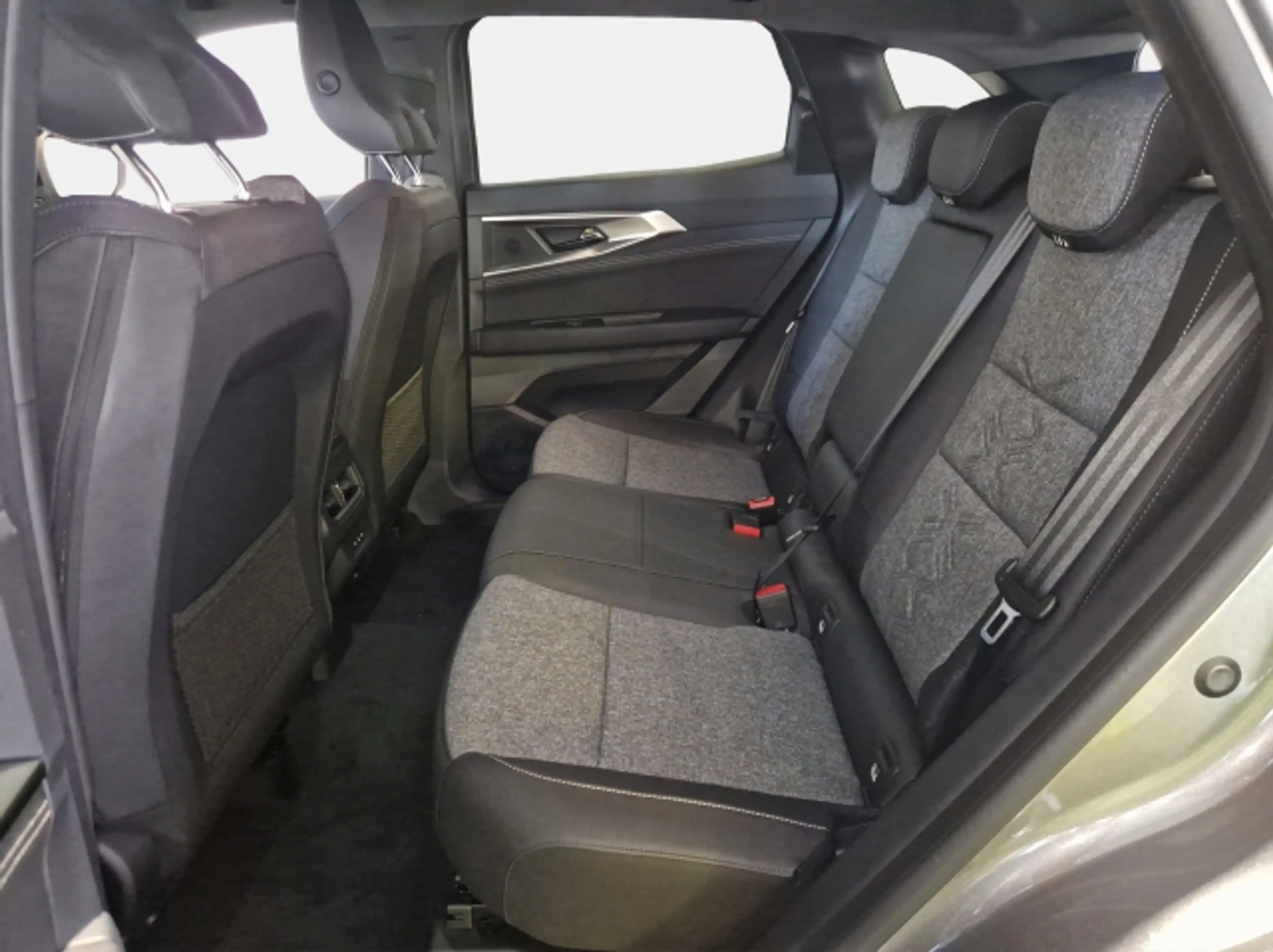 Renault Austral TECHNO MILD HYBRID 160 — photo 12