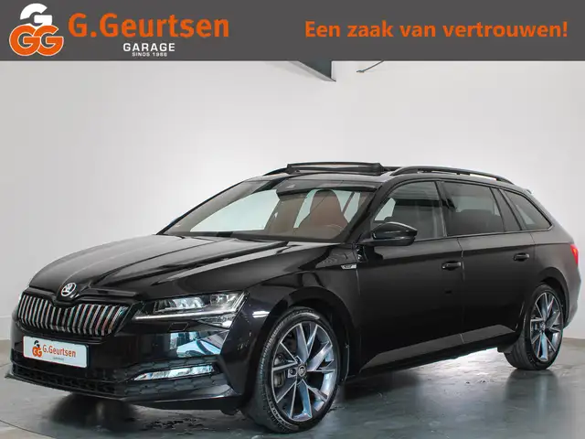 Skoda Superb Combi 1.4 TSI iV Sportline Black Edition Panoramad