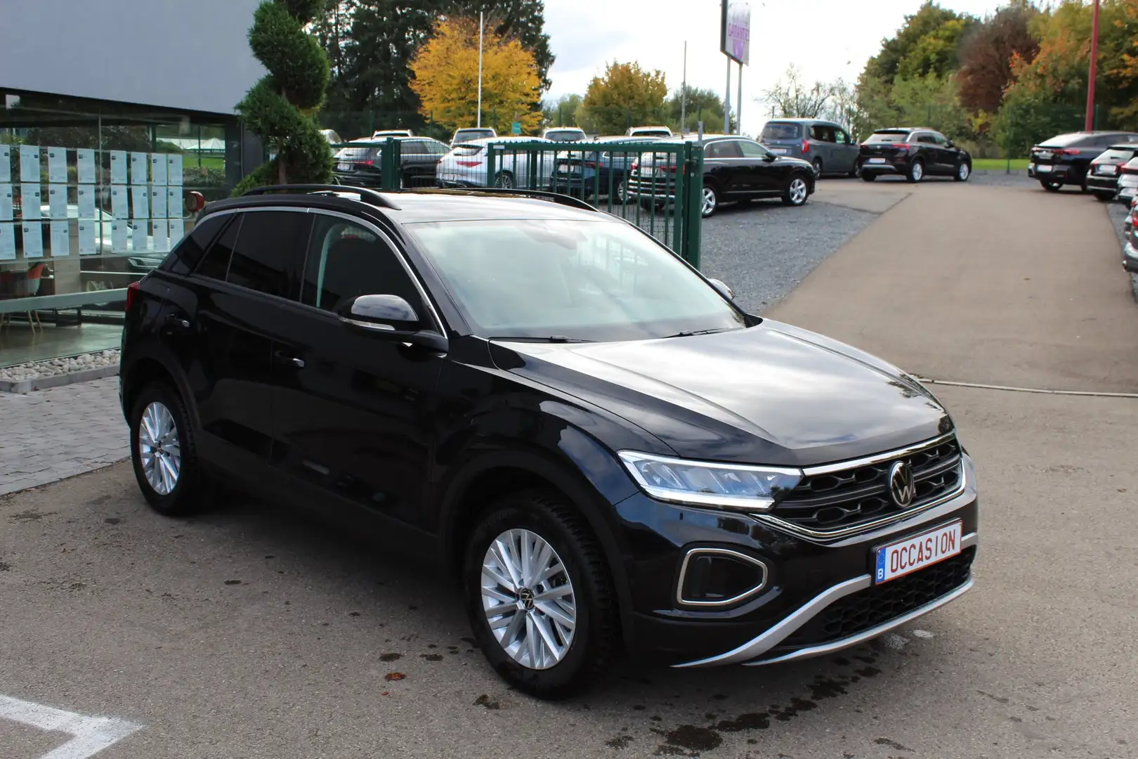 Volkswagen T-Roc 1.0 TSI LIFE 14.915 Km Zwart - 2