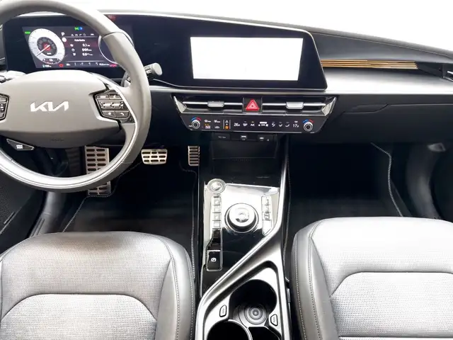 Kia Niro view 11