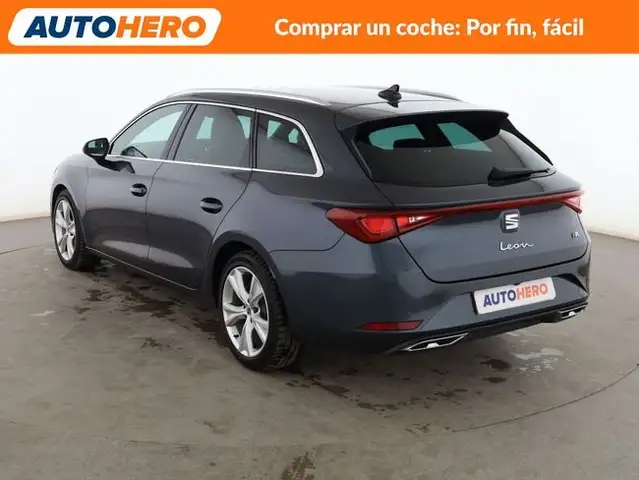 Seat Leon view 4