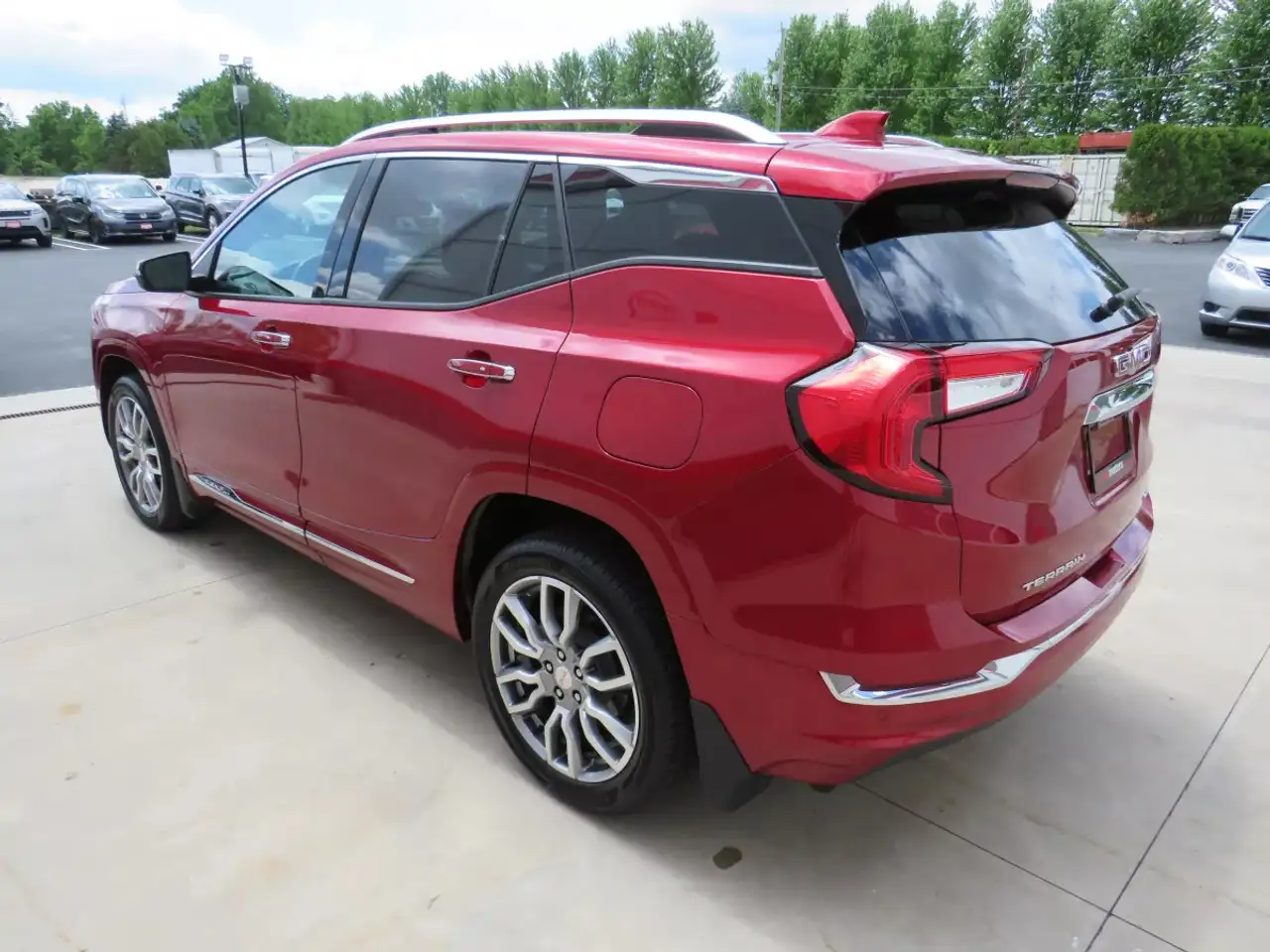 GMC Terrain photo GMC Terrain