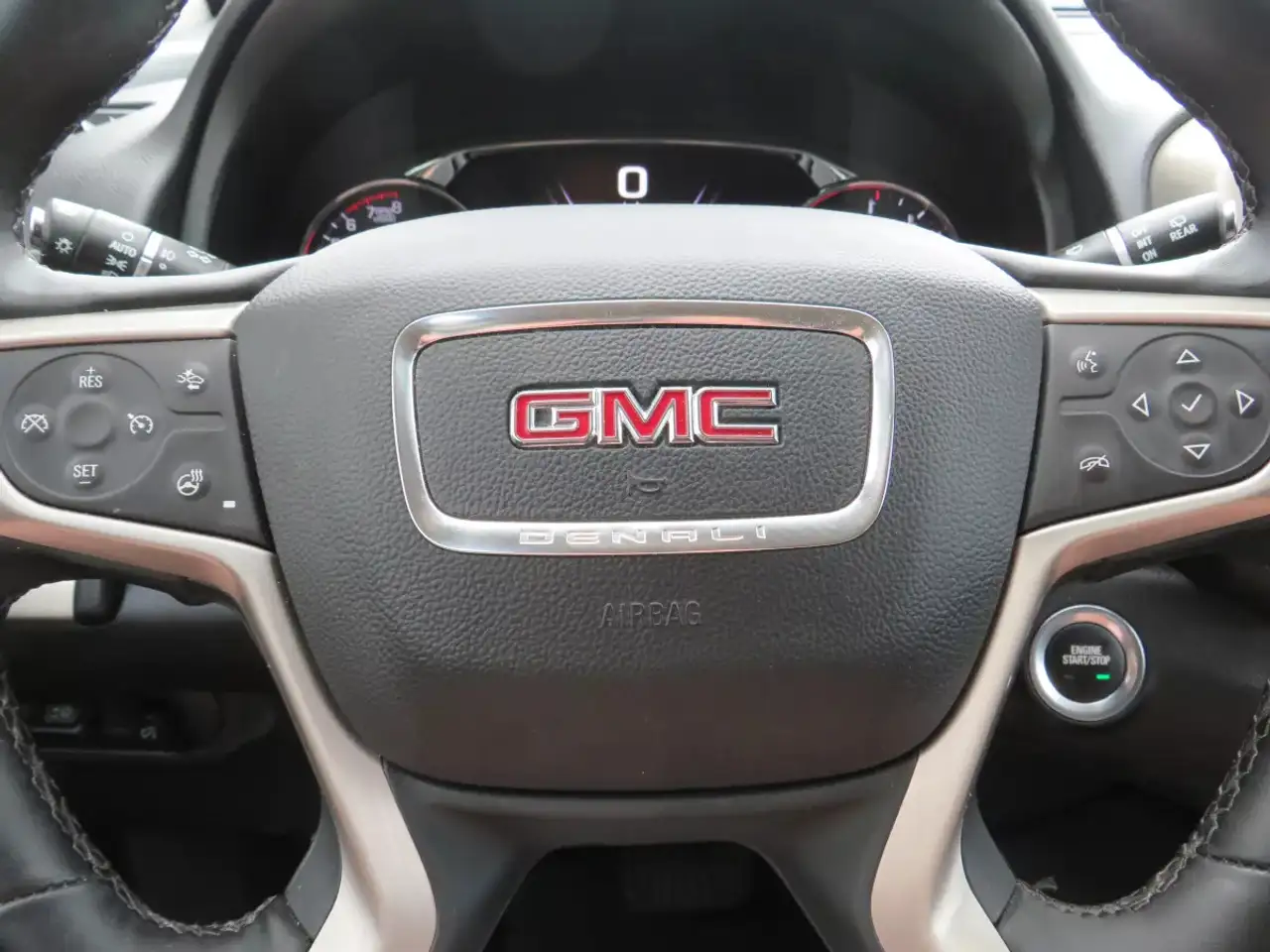 GMC Terrain photo GMC Terrain