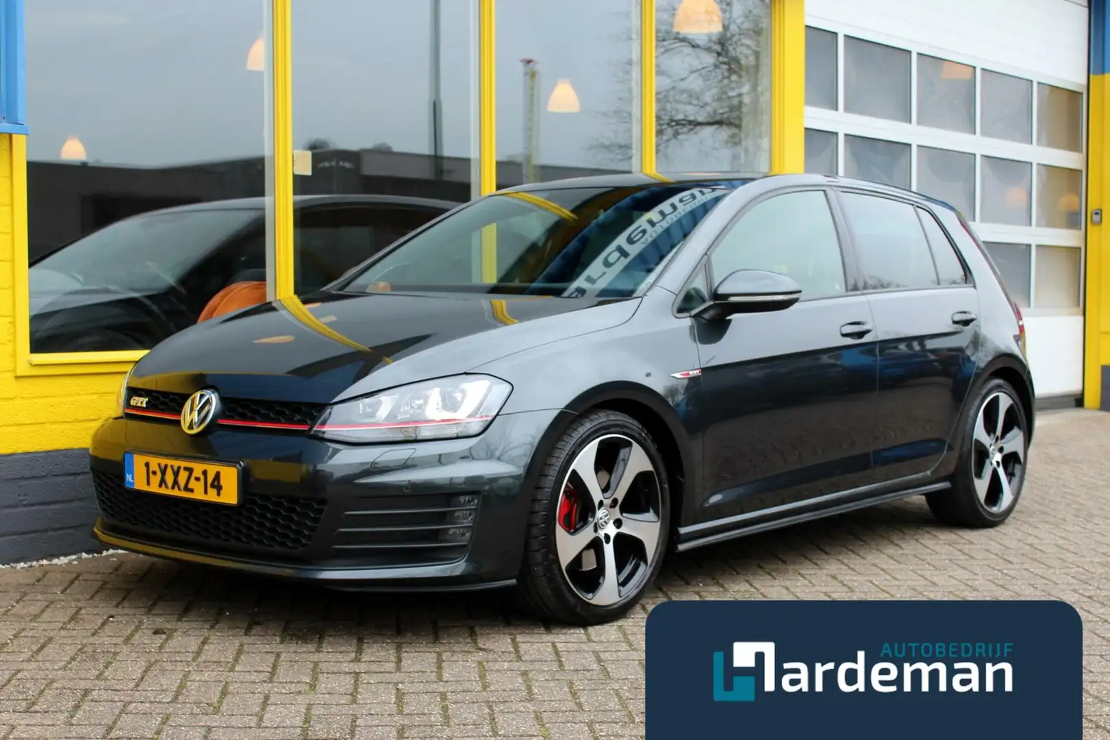 Volkswagen Golf GTI 2.0 TSI DSG Dynaudio Zwart - 1