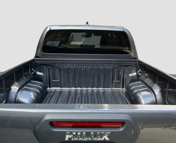 Toyota Hilux Toyota HILUX 2,8 Automatik Doppel K. Invincible Ansicht 14