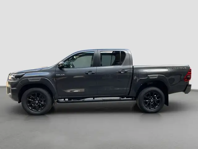 Toyota Hilux Toyota HILUX 2,8 Automatik Doppel K. Invincible Ansicht 2