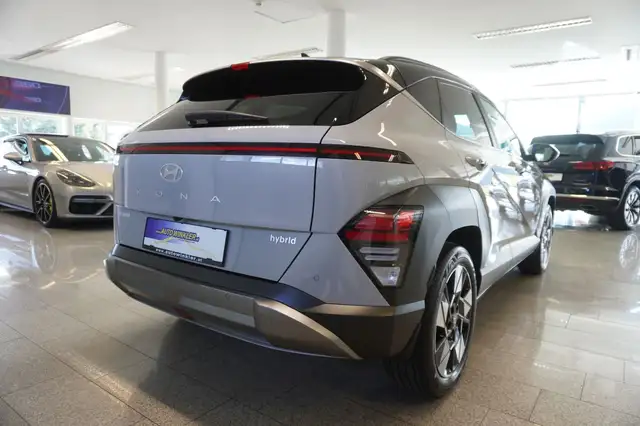 Hyundai Kona view 5
