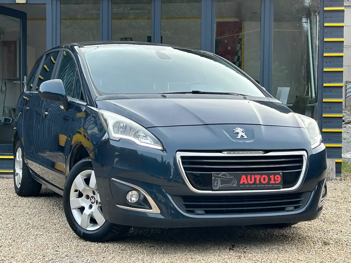 Peugeot 5008 5008 1.2 PureTech Active (7 PLACE) Bleu - 1