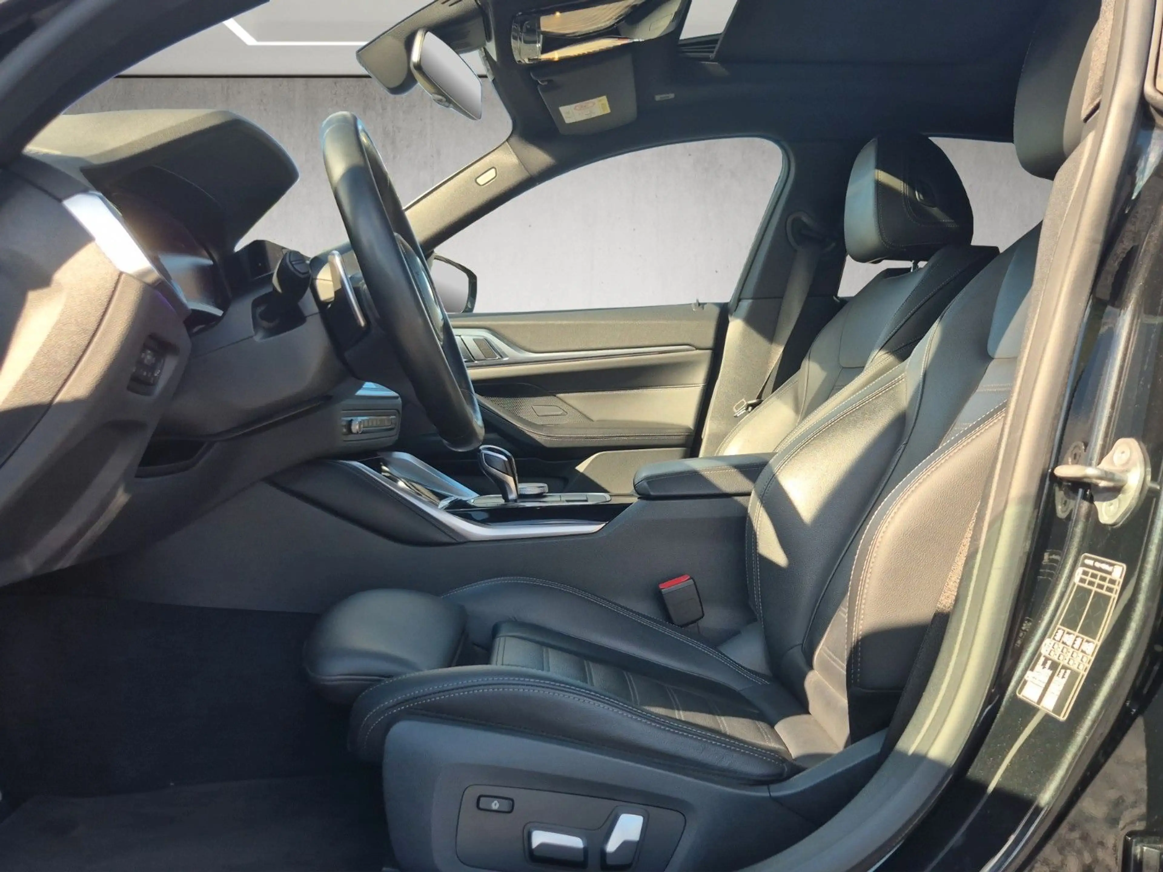 BMW 430 430i Gran Coupé M Sport S-Dach Leder Kamera SHZ — photo 9