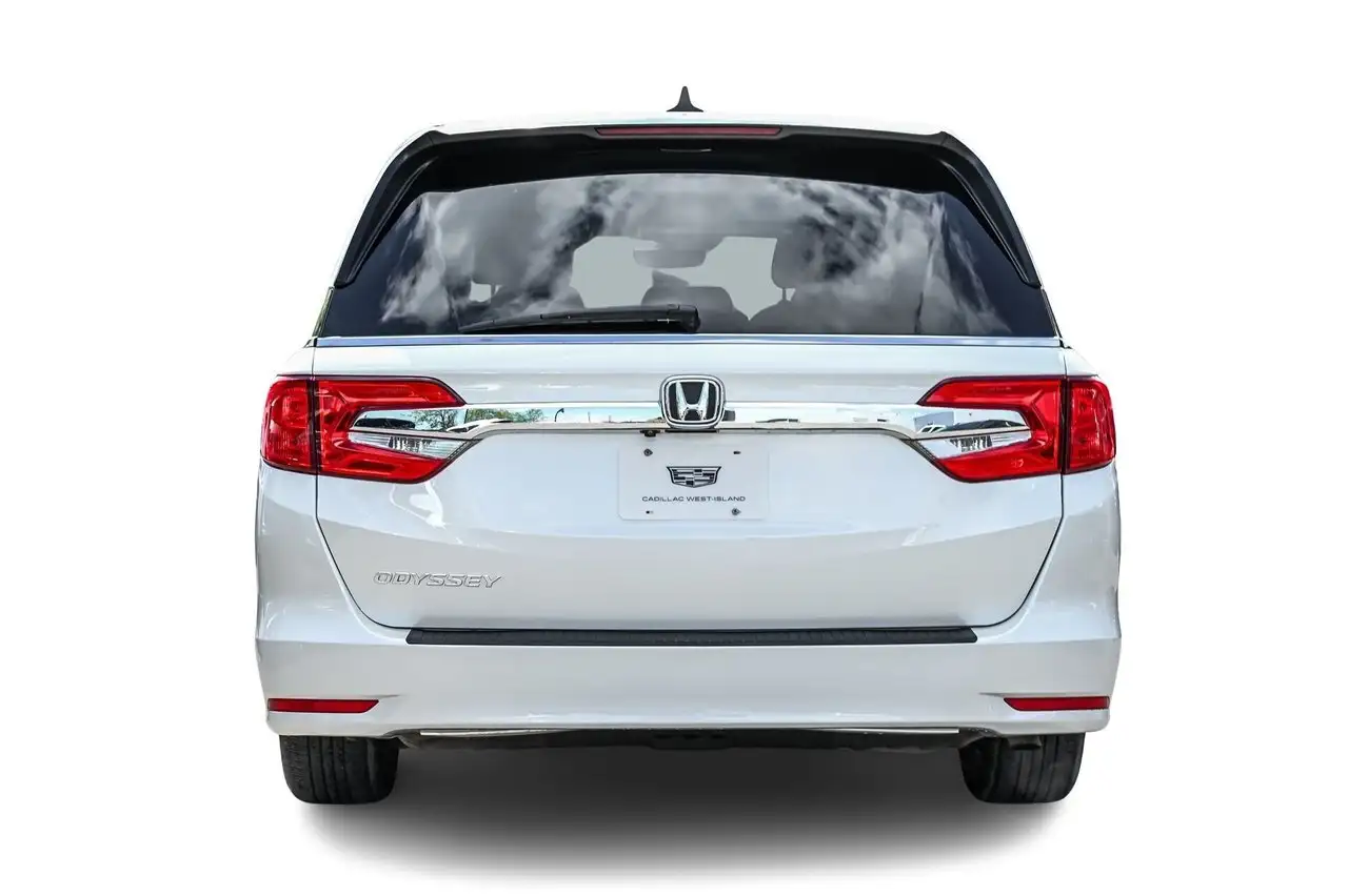 Honda Odyssey снимка Honda Odyssey
